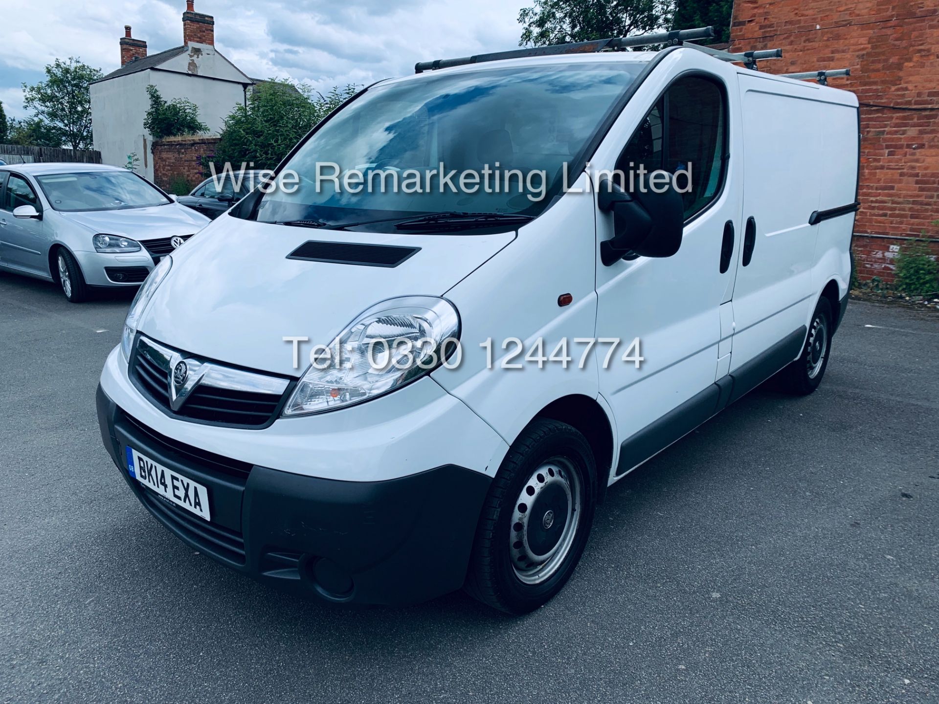 VAUXHALL VIVARO 2.0 CDTI SWB PANEL VAN 2.7T 2014 - 1 OWNER - FULL HISTORY - Image 2 of 14