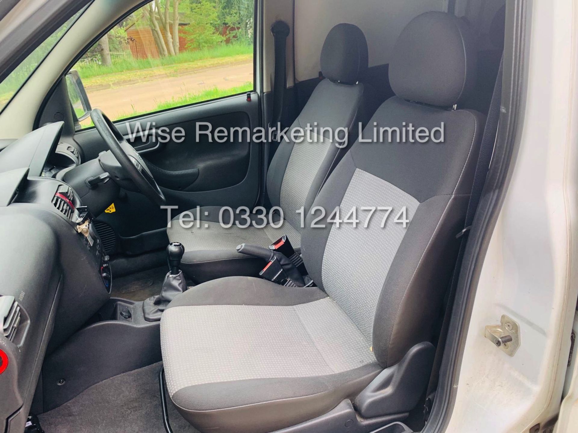 VAUXHALL COMBO 1.3 CDTI *5 SEATER CREW VAN* 2011 REG * FSH* - Image 12 of 14