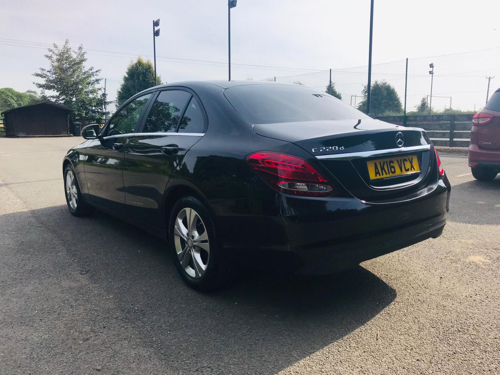 **RESERVE MET** MERCEDES C CLASS C220D SE EXECUTIVE AUTO 2016 * 1 OWNER* BLACK - Image 10 of 42