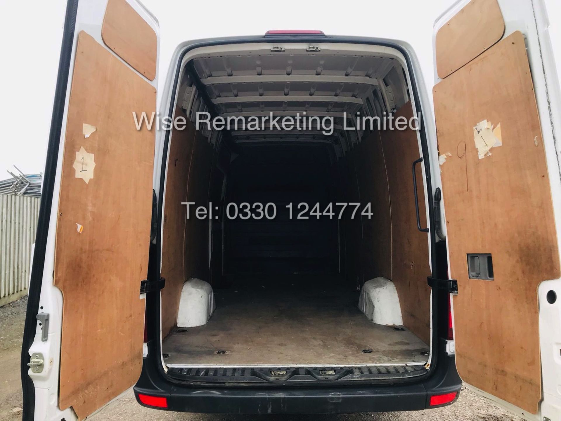 VOLKSWAGEN CRAFTER CR35 2.0 TDI LONG WHEEL BASE 2016 MODEL - Image 10 of 14