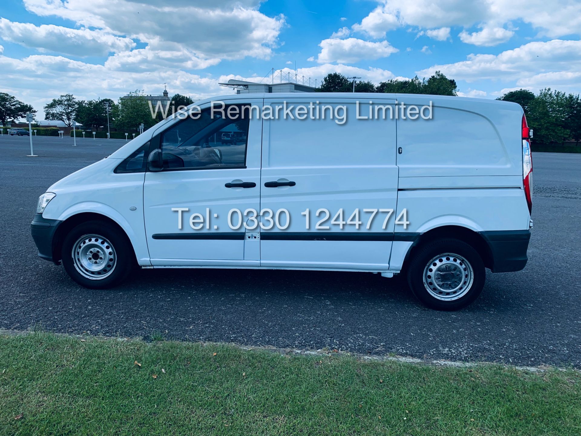 MERCEDES VITO 113 2.1 CDI COMPACT PANEL VAN 2012 *AIR CON* WHITE - Image 4 of 18