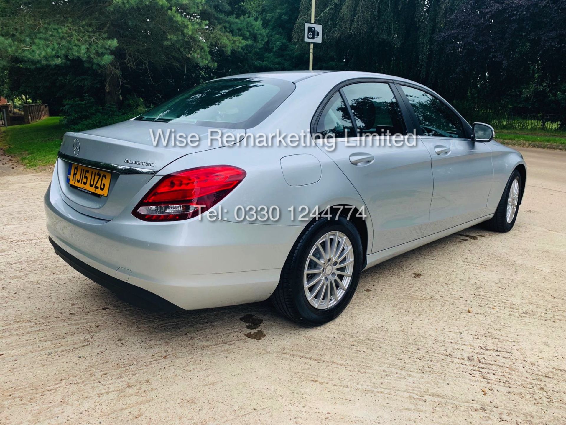 ***RESERVE MET*** MERCEDES C CLASS C220D BLUETEC SE EXECUTIVE 2015 *FULL HISTORY* *SAT NAV* - Image 12 of 30