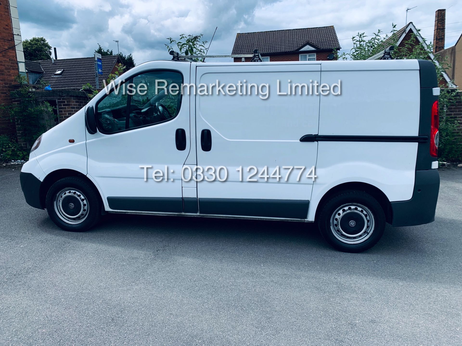 VAUXHALL VIVARO 2.0 CDTI SWB PANEL VAN 2.7T 2014 - 1 OWNER - FULL HISTORY - Image 5 of 14