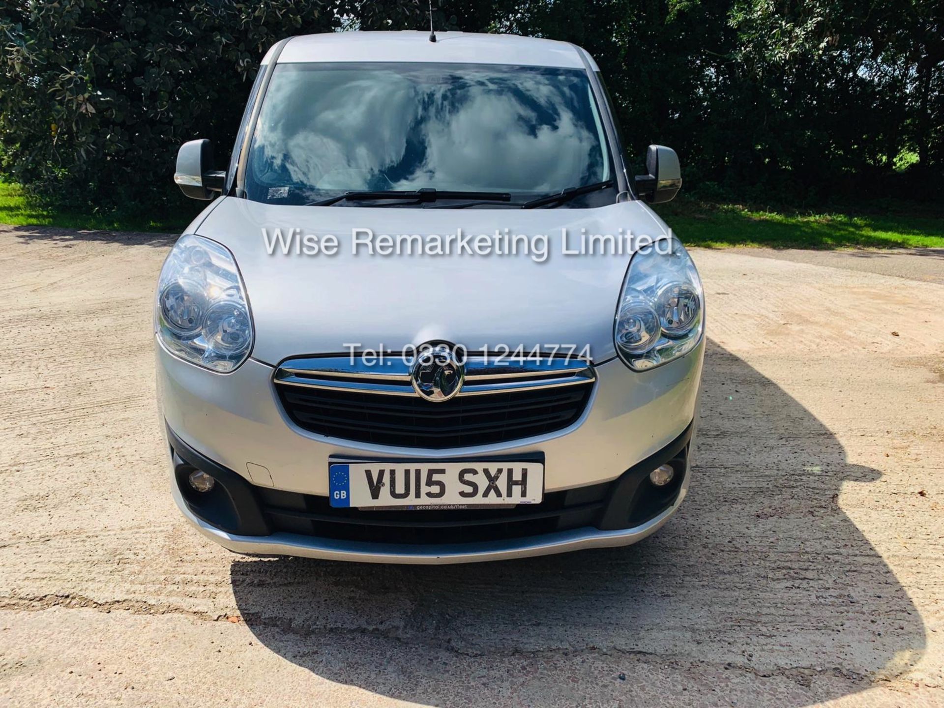 ***RESERVE MET*** VAUXHALL COMBO 2000 (2015) 1.3 CDTI EFLEX SPORTIVE ** AIR CON** - Image 2 of 19