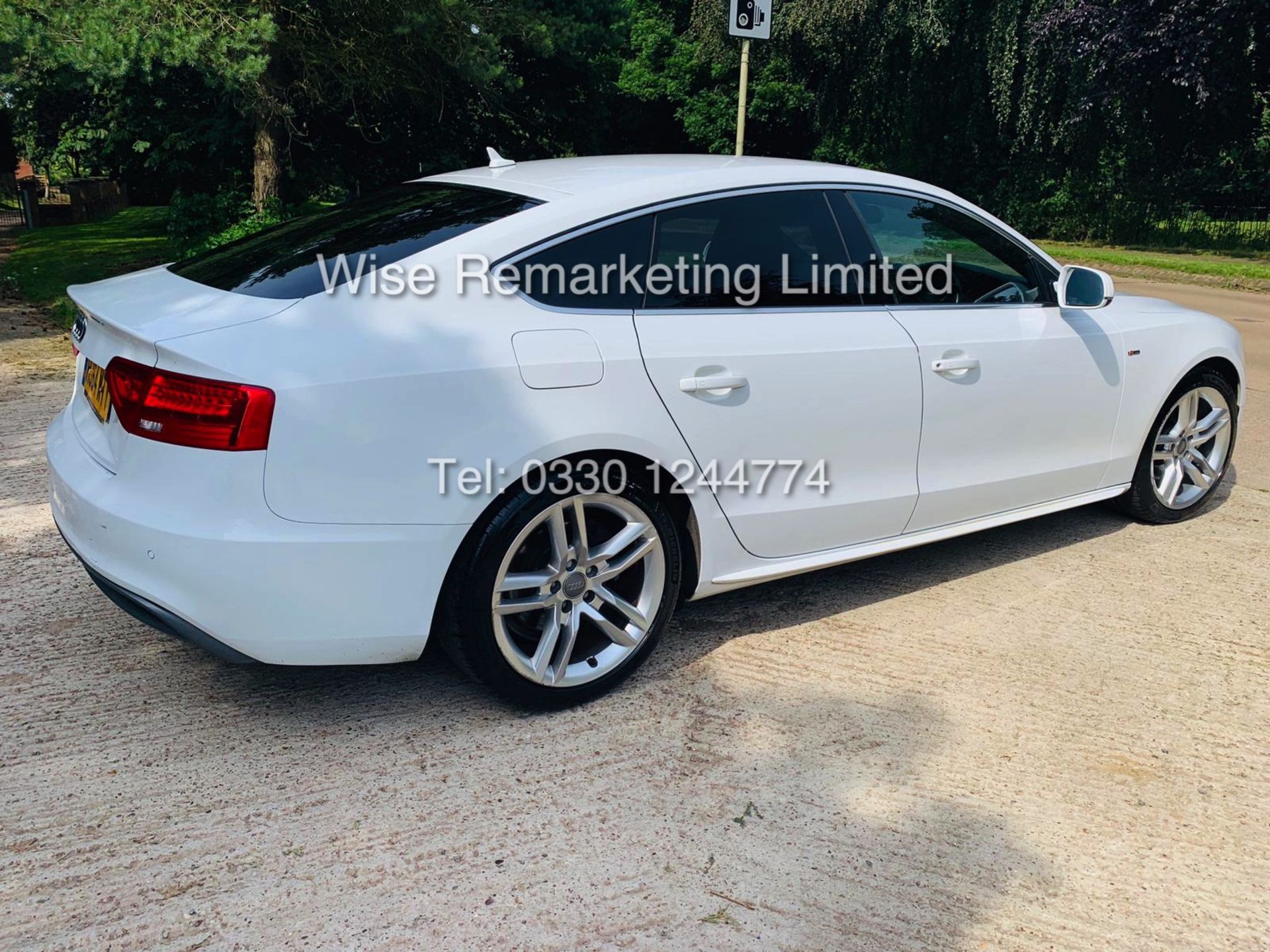 ***RESERVE MET** AUDI A5 2.0 TDI ULTRA S LINE 5DR 2015 MODEL **WHITE** FULL HISTORY- 1 OWNER - Image 7 of 29