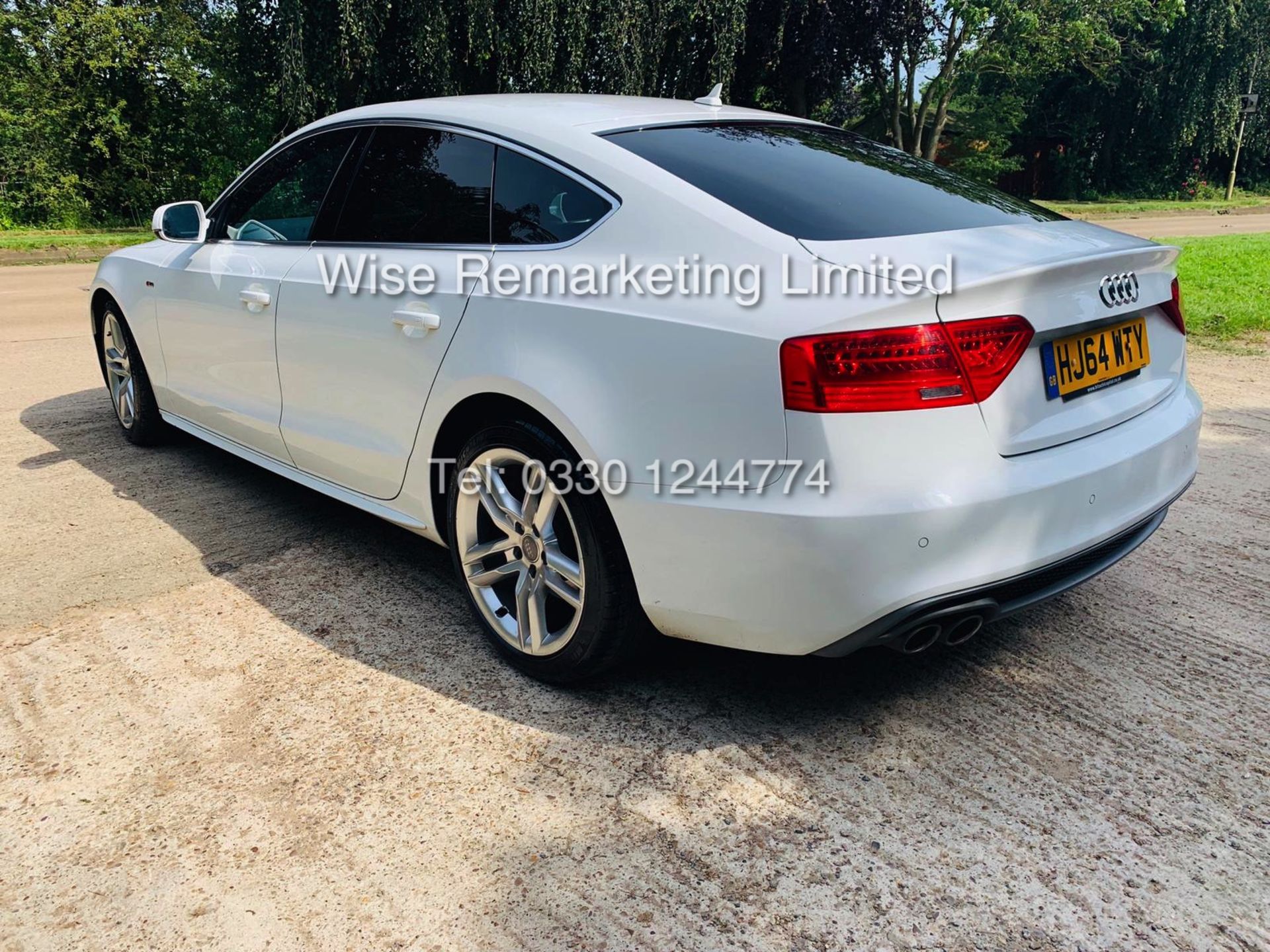 ***RESERVE MET** AUDI A5 2.0 TDI ULTRA S LINE 5DR 2015 MODEL **WHITE** FULL HISTORY- 1 OWNER - Image 5 of 29