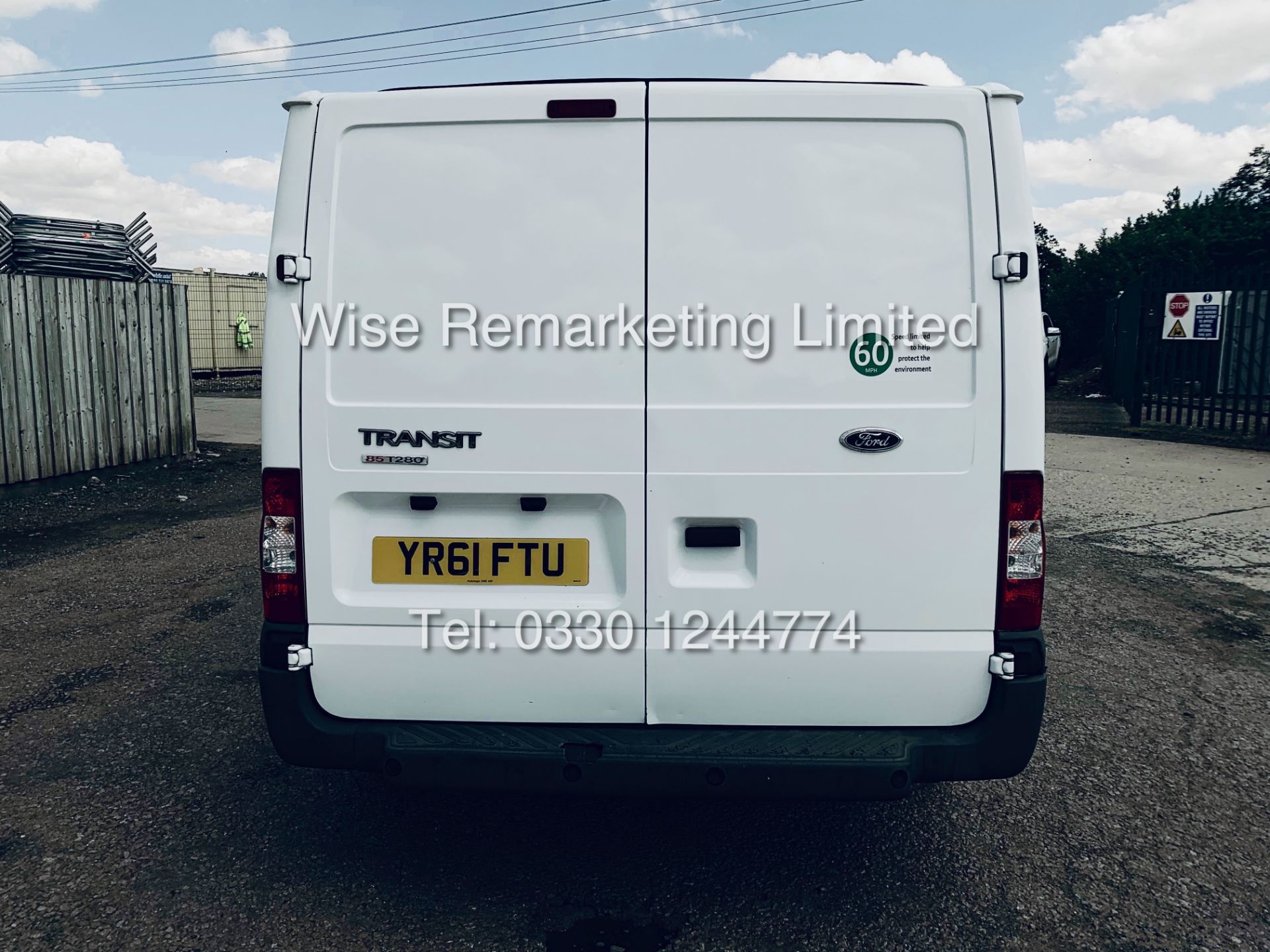 FORD TRANSIT 280 2.2 TDCi (2012 MODEL) 280 SWB *6 SEAT CREW VAN* **LOW MILES** FULL HISTORY - Image 2 of 17