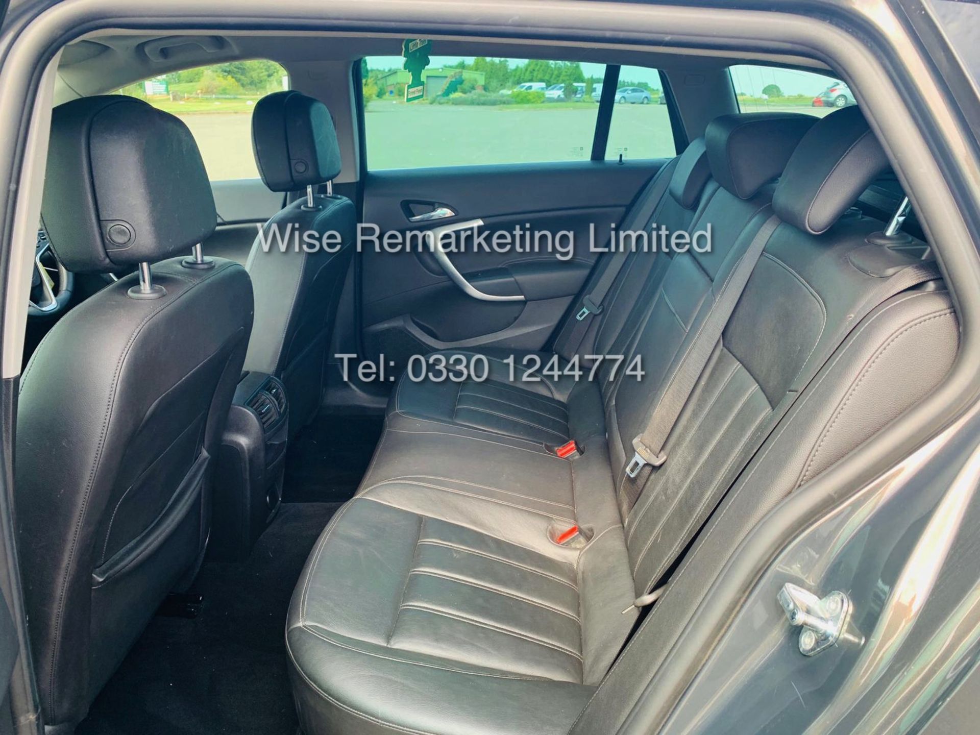 (Reserve Met) VAUXHALL INSIGNIA ESTATE ELITE NAV 2.0 CDTI (2015 MODEL) 1 OWNER WITH FULL HISTORY - Image 14 of 30