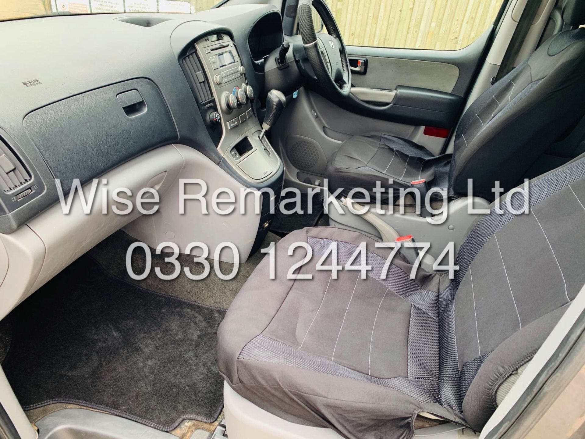 Hyundai i800 2.5CRDi ( 170ps ) AUTO Style 2012(12)REG**MINI-BUS**9 SEATS**RARE**NO VAT SAVE 20% - Image 12 of 31