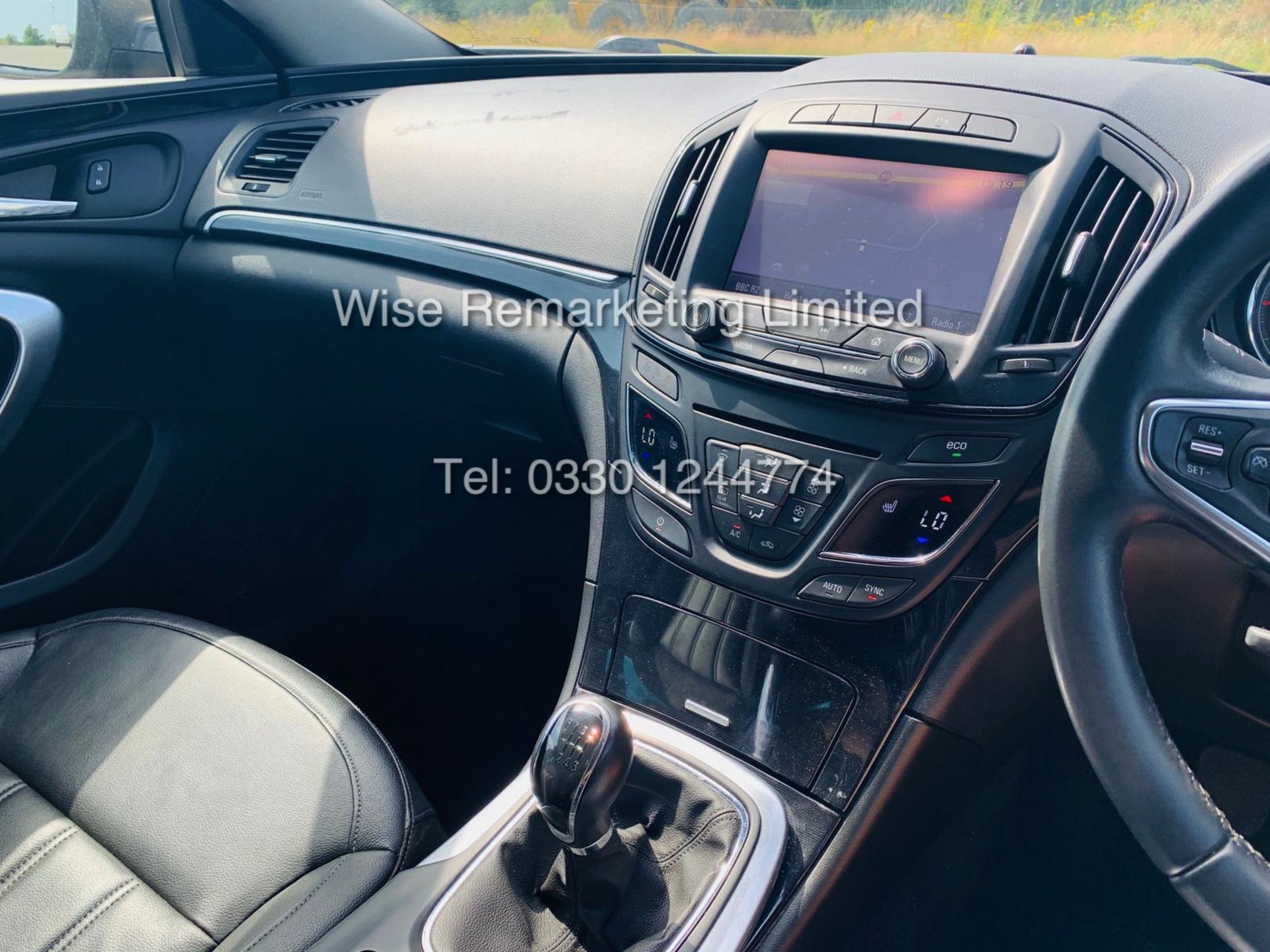 (Reserve Met) VAUXHALL INSIGNIA ESTATE ELITE NAV 2.0 CDTI (2015 MODEL) 1 OWNER WITH FULL HISTORY - Image 23 of 30