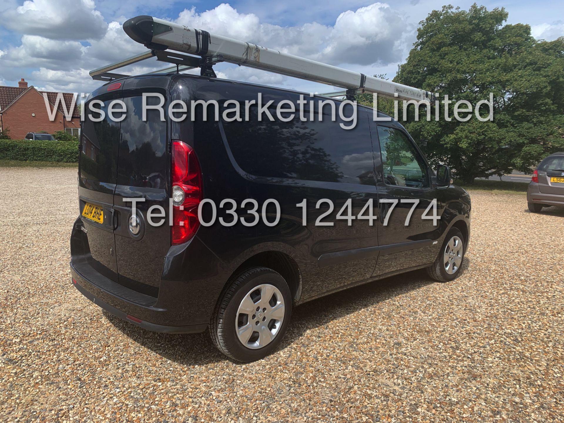 VAUXHALL COMBO 2000 1.3 CDTI SPORTIVE (2014) *LOW MILES* 1 OWNER WITH FULL HISTORY *AIR CON* - Image 3 of 19