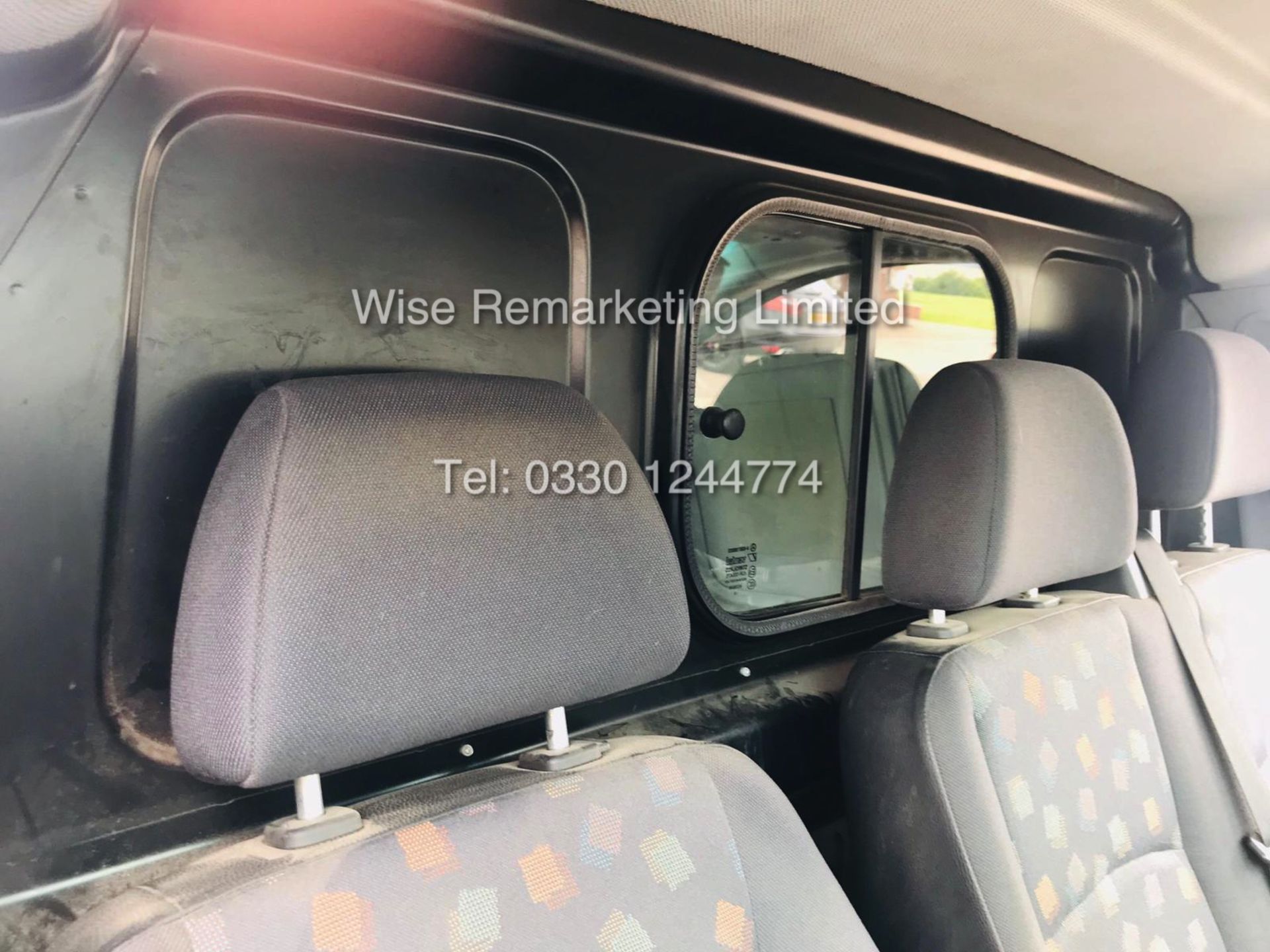 MERCEDES VITO 109 2.1 CDI LONG (2010 MODEL) 3 SEATER *SAVE 20%* - Image 14 of 20