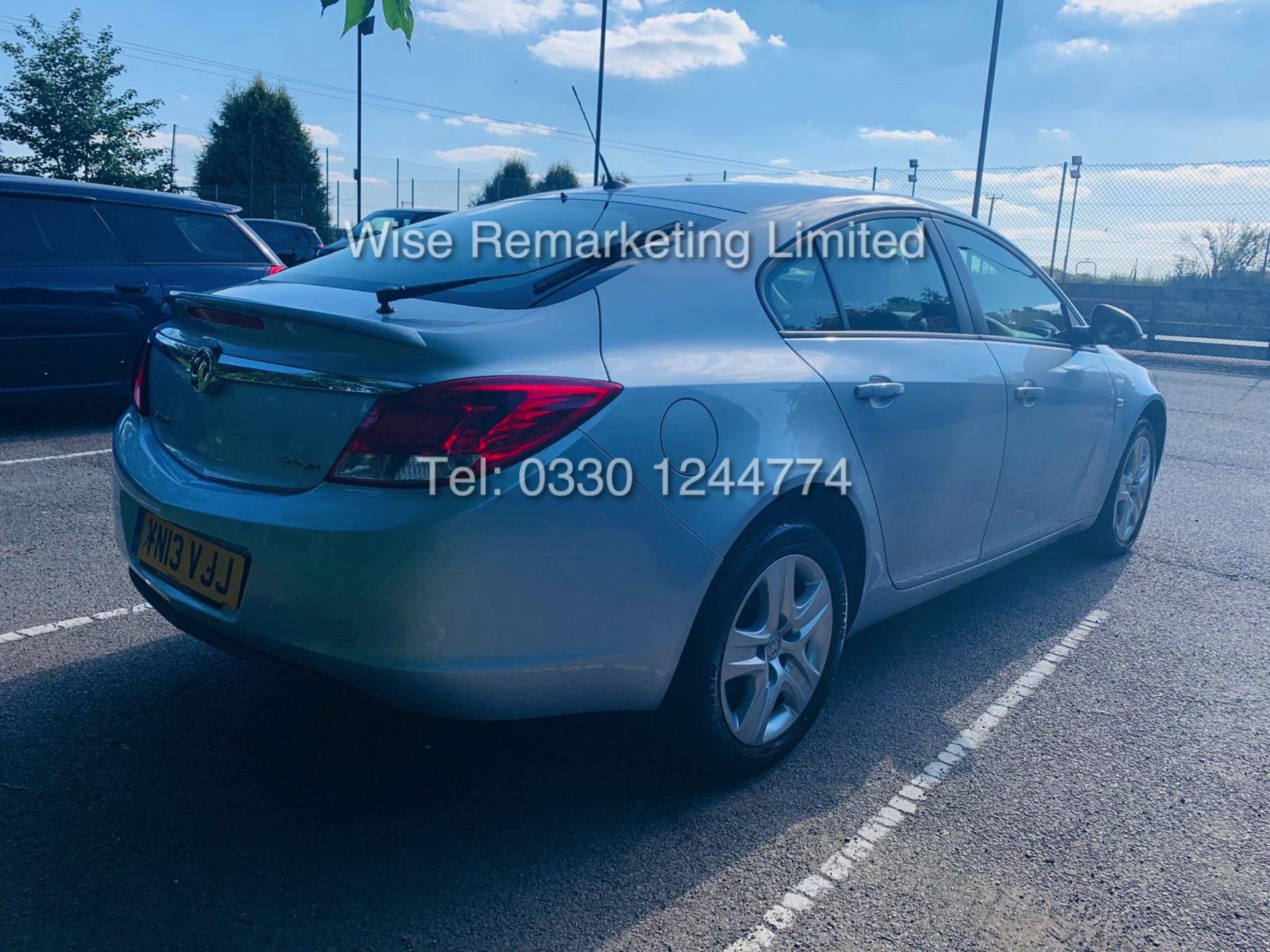 **RESERVE MET** VAUXHALL INSIGNIA 2.0 CDTI ECOFLEX ES 2013 *FULL HISTORY* (6 STAMPS) 1 OWNER - Image 11 of 30