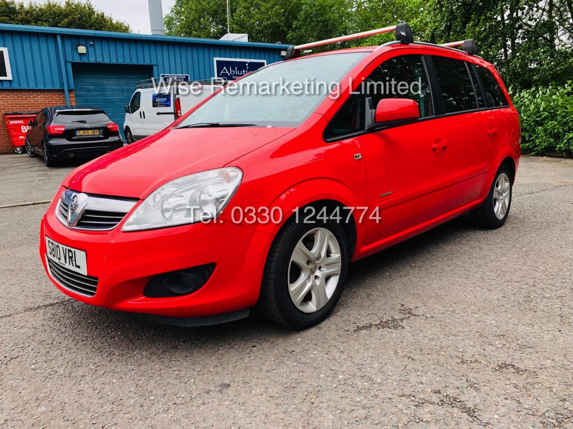 VAUXHALL ZAFIRA 1.6i ENERGY (2010) RED *7 SEATER* - Image 2 of 20