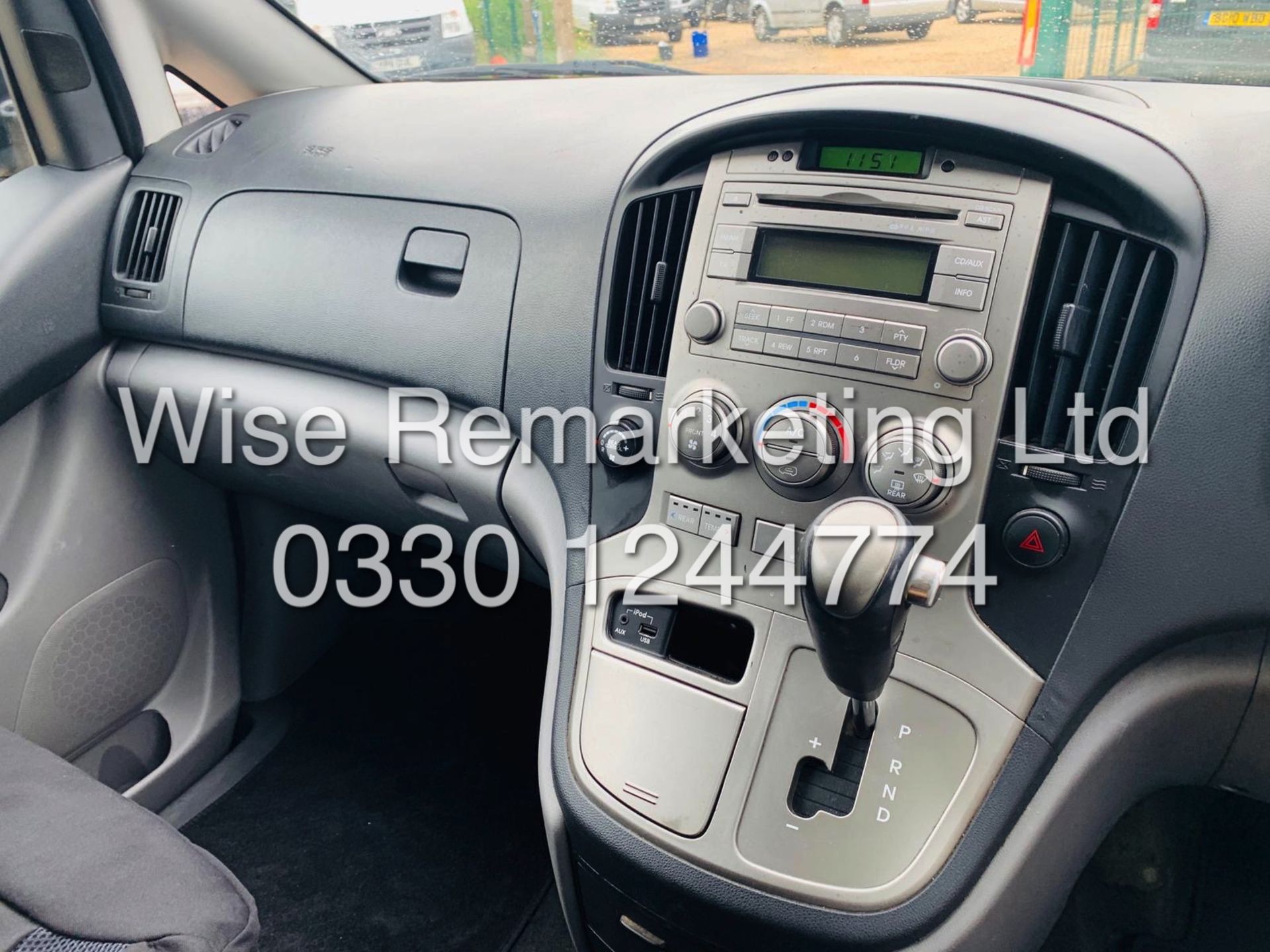 HYUNDAI i800 *STYLE EDITION* 9 SEATER BUS / MPV (2012) '2.5 CRDI - 170 PS - AUTO' *AIR CON* (NO VAT) - Image 27 of 31