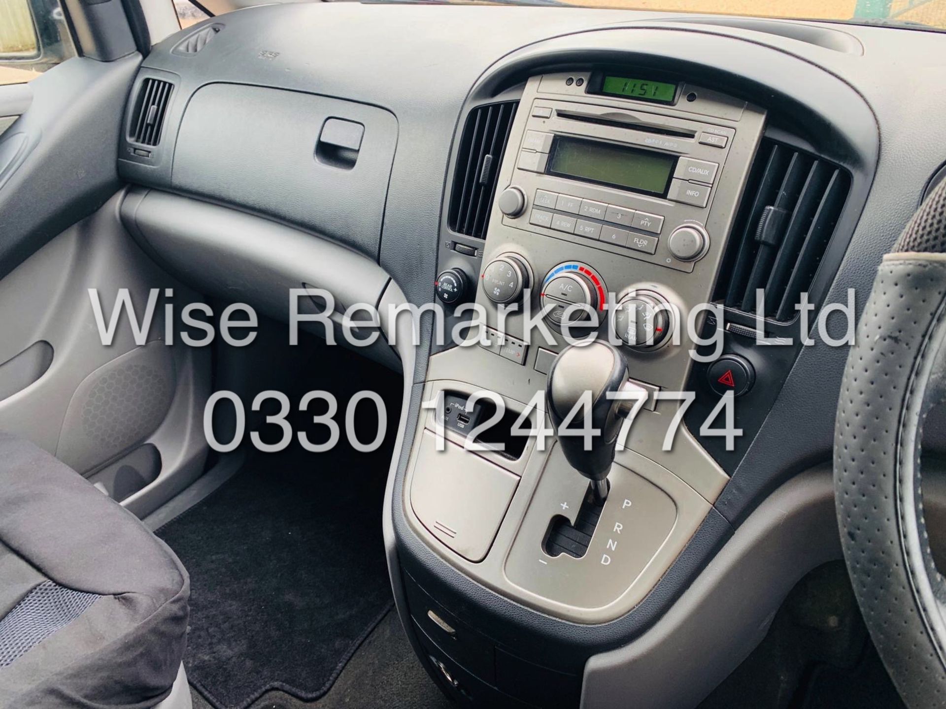 HYUNDAI i800 *STYLE EDITION* 9 SEATER BUS / MPV (2012) '2.5 CRDI - 170 PS - AUTO' *AIR CON* (NO VAT) - Image 25 of 31