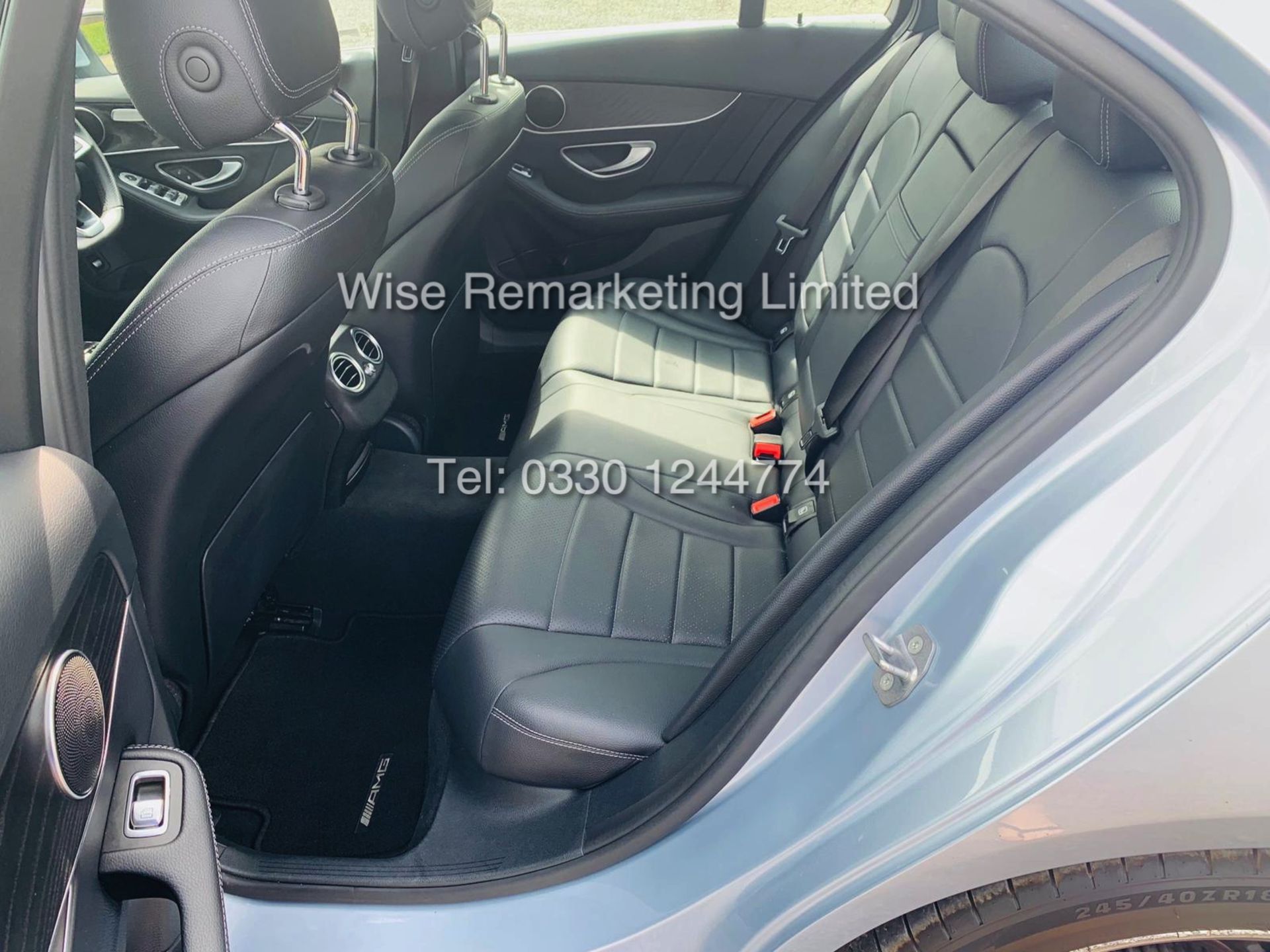 MERCEDES C220d AMG LINE SPORT AUTO 9G (2018 MODEL) ** LOW MILES** 1 KEEPER - HUGE SPEC - Image 18 of 37