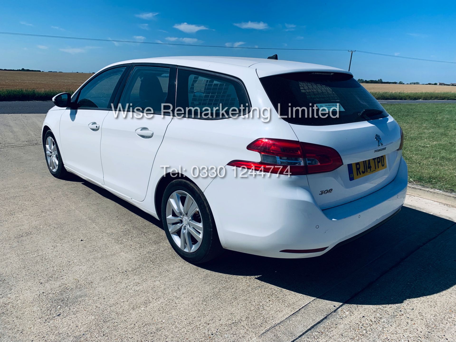 ***RESERVE MET*** PEUGEOT 308 ESTATE 1.6 HDi ACTIVE (2014) - 1 KEEPER FROM NEW - *SAT NAV* BIG SPEC - Image 5 of 18