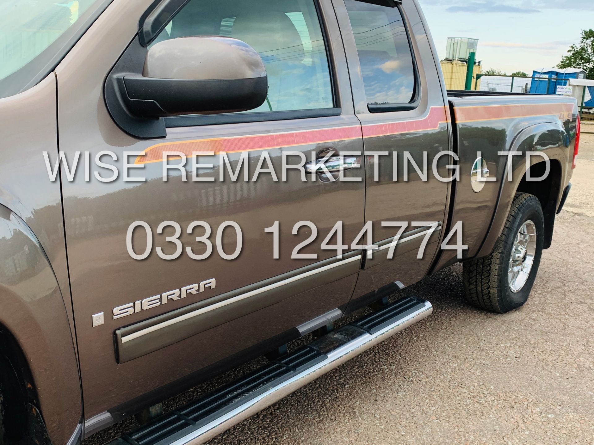 ***RESERVE MET*** GMC SIERRA 5.3L V8 SLT KING-CAB-5 SEATS**4X4** METALLIC BROWN**2007 YEAR** - Image 19 of 44