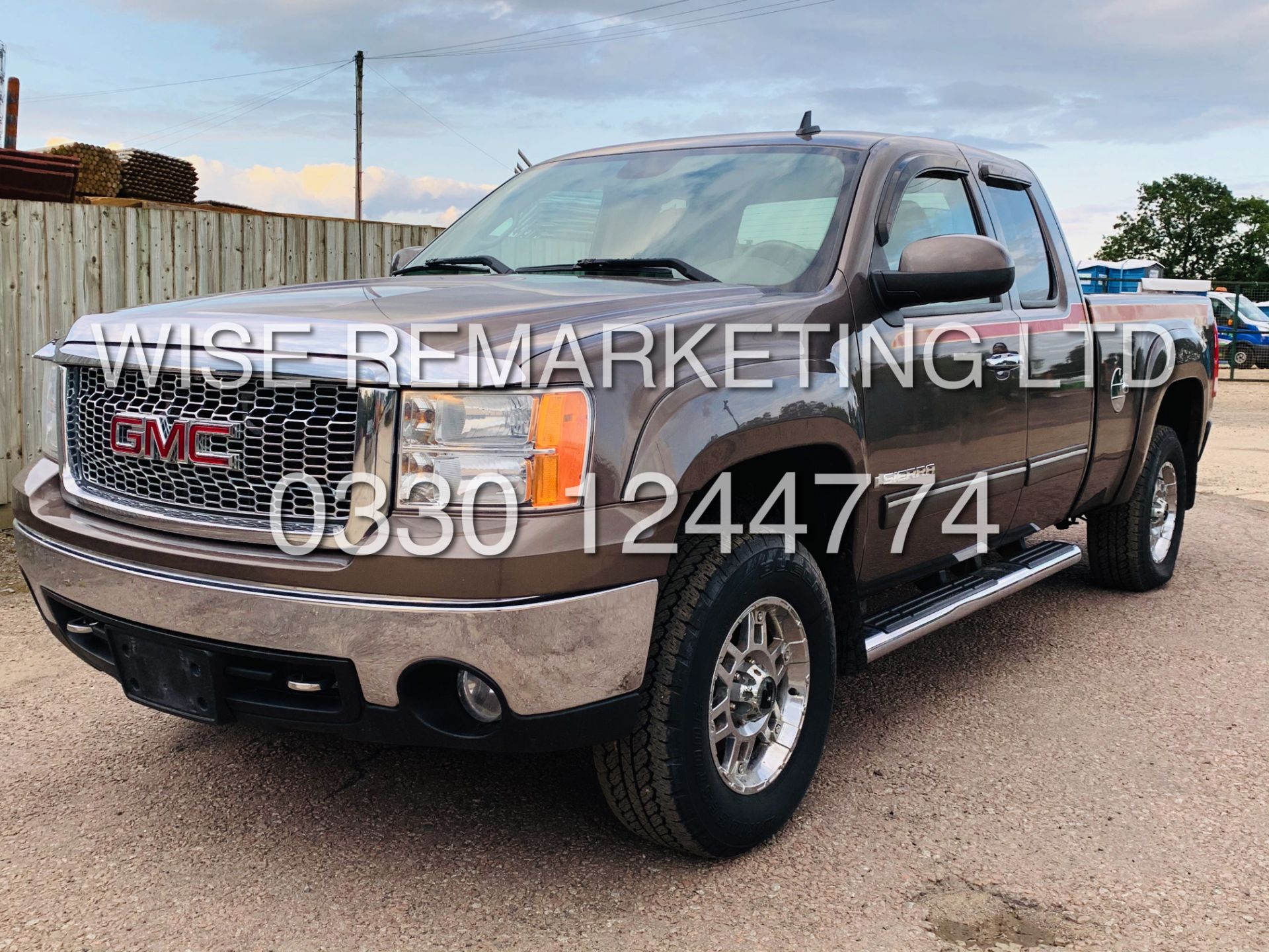 ***RESERVE MET*** GMC SIERRA 5.3L V8 SLT KING-CAB-5 SEATS**4X4** METALLIC BROWN**2007 YEAR** - Image 18 of 44