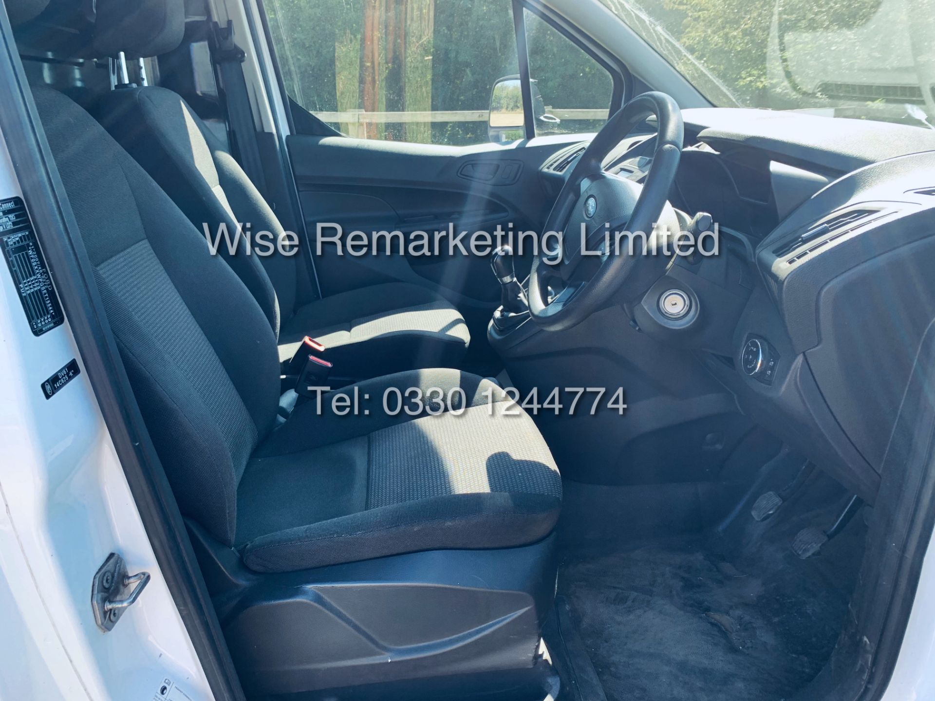 FORD TRANSIT CONNECT 210 1.6 ECO-TECH LONG (2015 MODEL) - Image 10 of 17