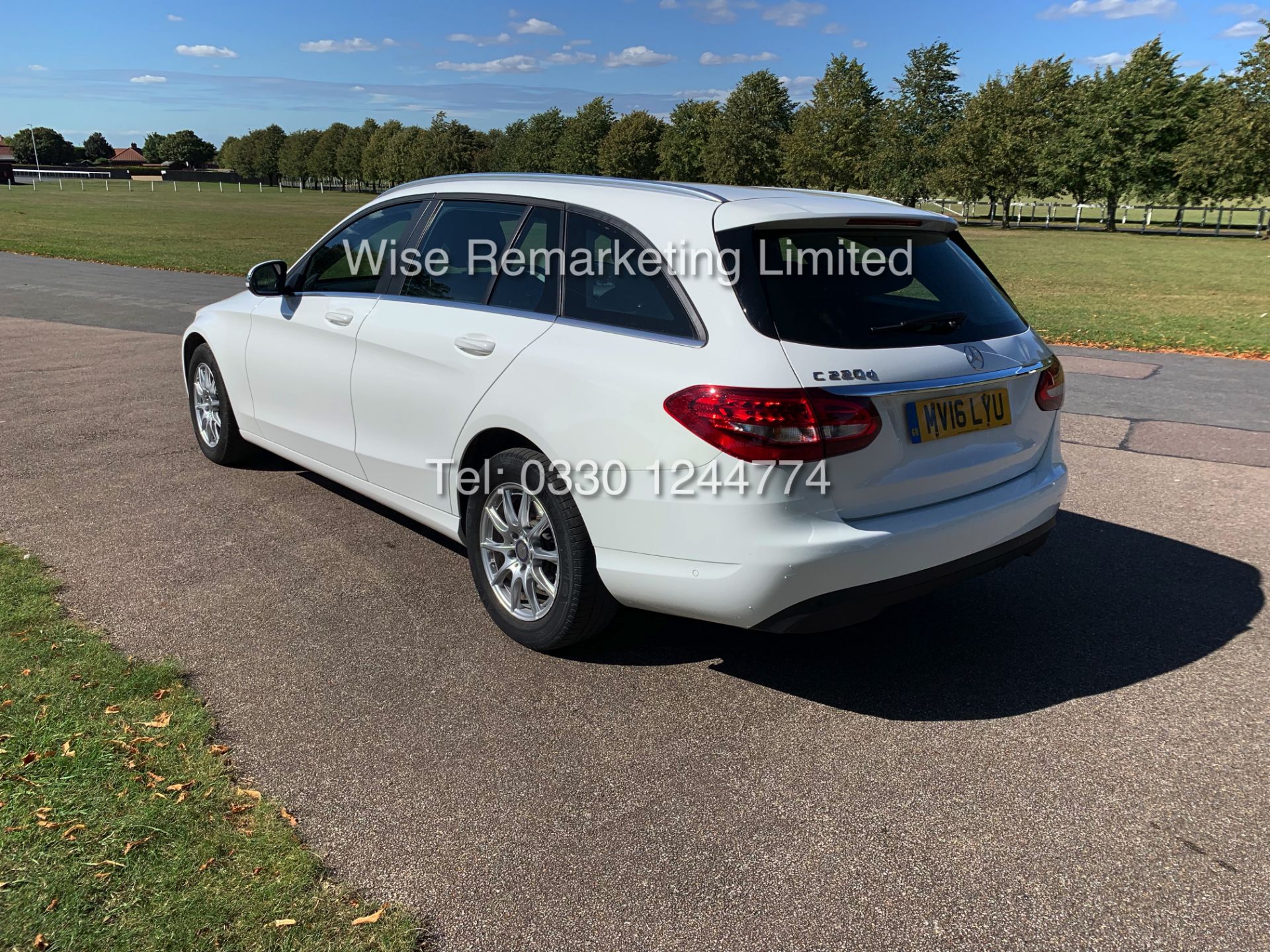 *Reserve Met* MERCEDES C CLASS C220d ESTATE SE EXECUTIVE (2016) **WHITE** 1 KEEPER FROM NEW - Image 8 of 32