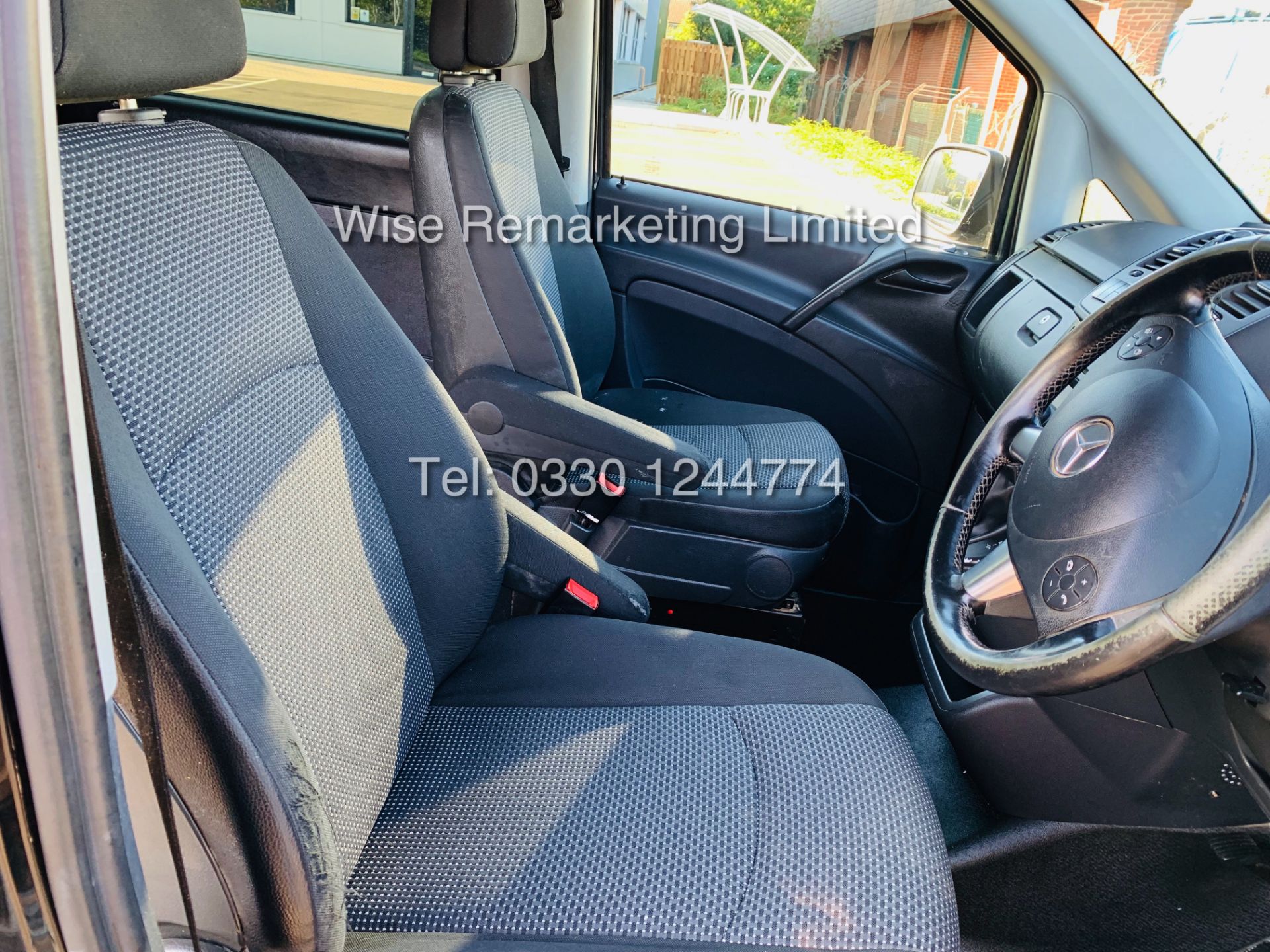 *Reserve Met* MERCEDES VITO 116 *SPORT* (5 SEATER) DUALINER AUTO (CREW VAN) 2013 2.1 CDI **AIR CON** - Image 14 of 24