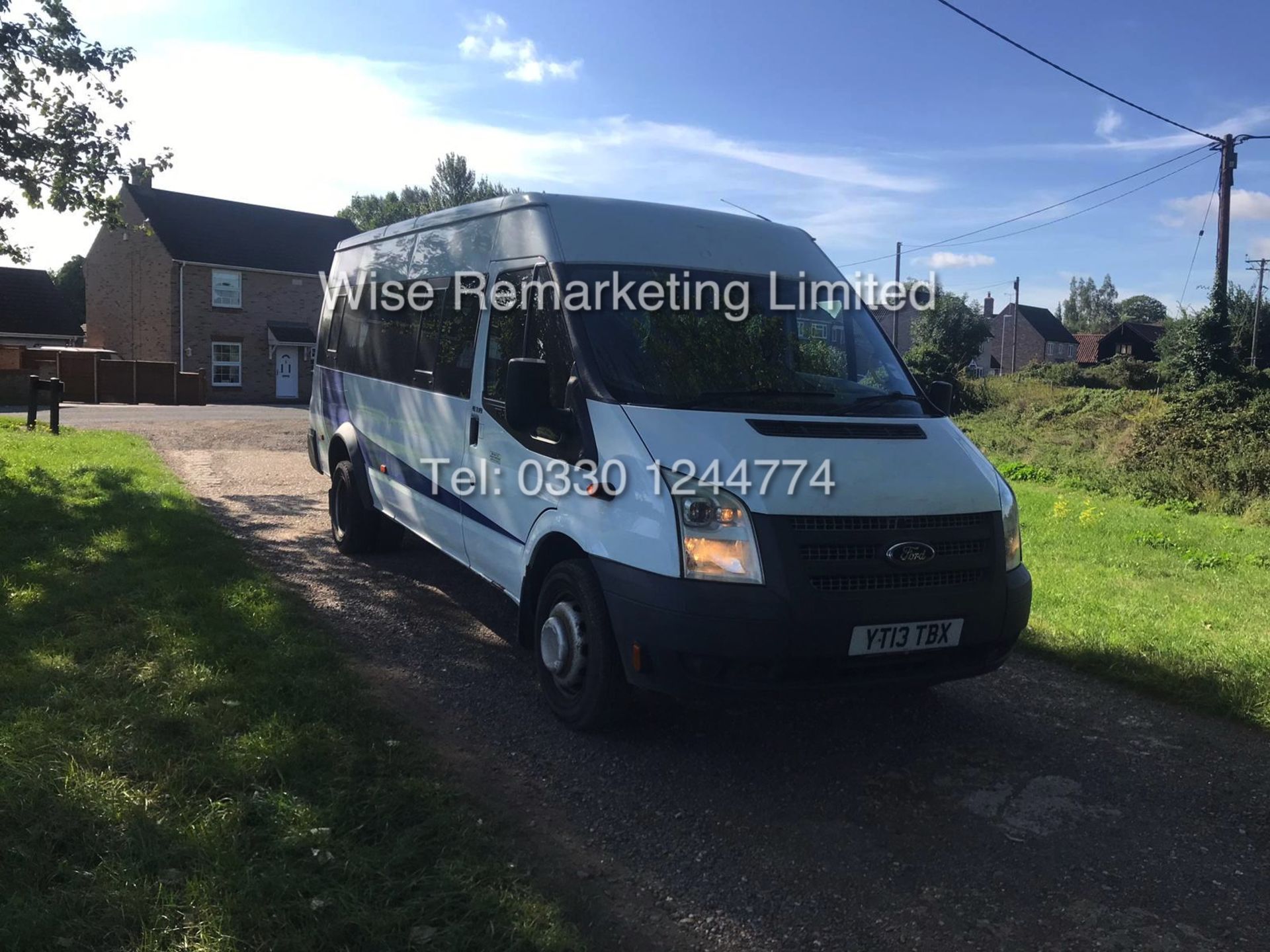 FORD TRANSIT 135 T430 RWD TWIN WHEEL MINI BUS **17 SEATER**