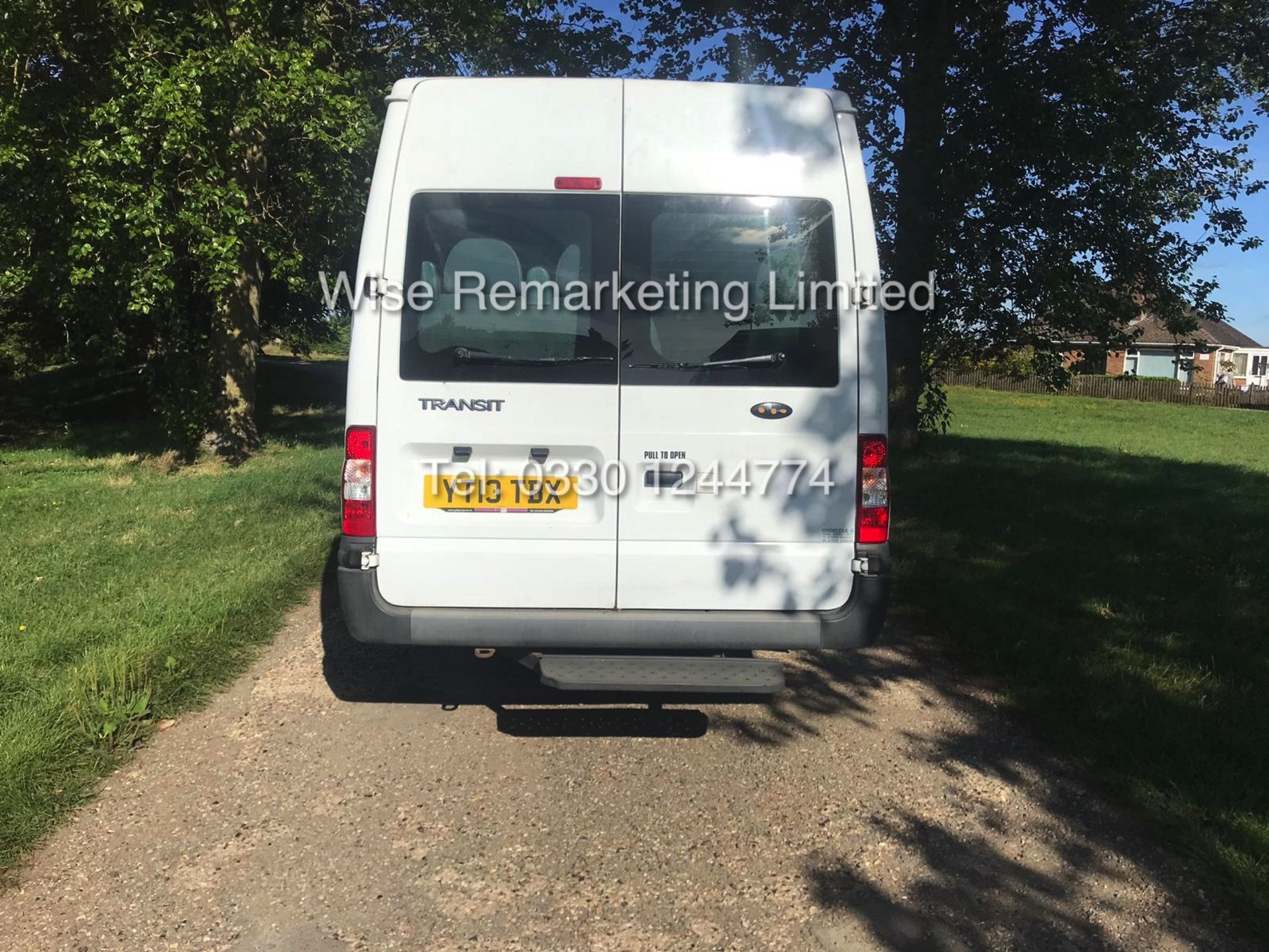 FORD TRANSIT 135 T430 RWD TWIN WHEEL MINI BUS **17 SEATER** - Image 5 of 24