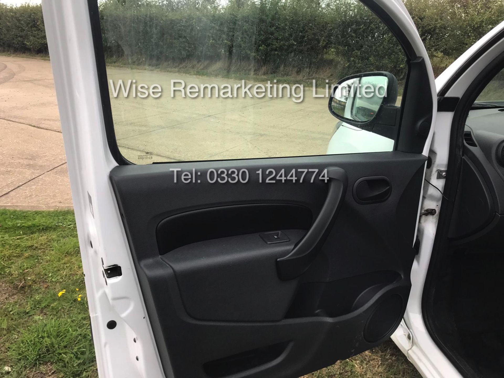 MERCEDES CITAN 109 CDI *FRIDGE VAN* GAH UNIT (2013 13 REG) **SAVE 20% NO VAT** - Image 8 of 15