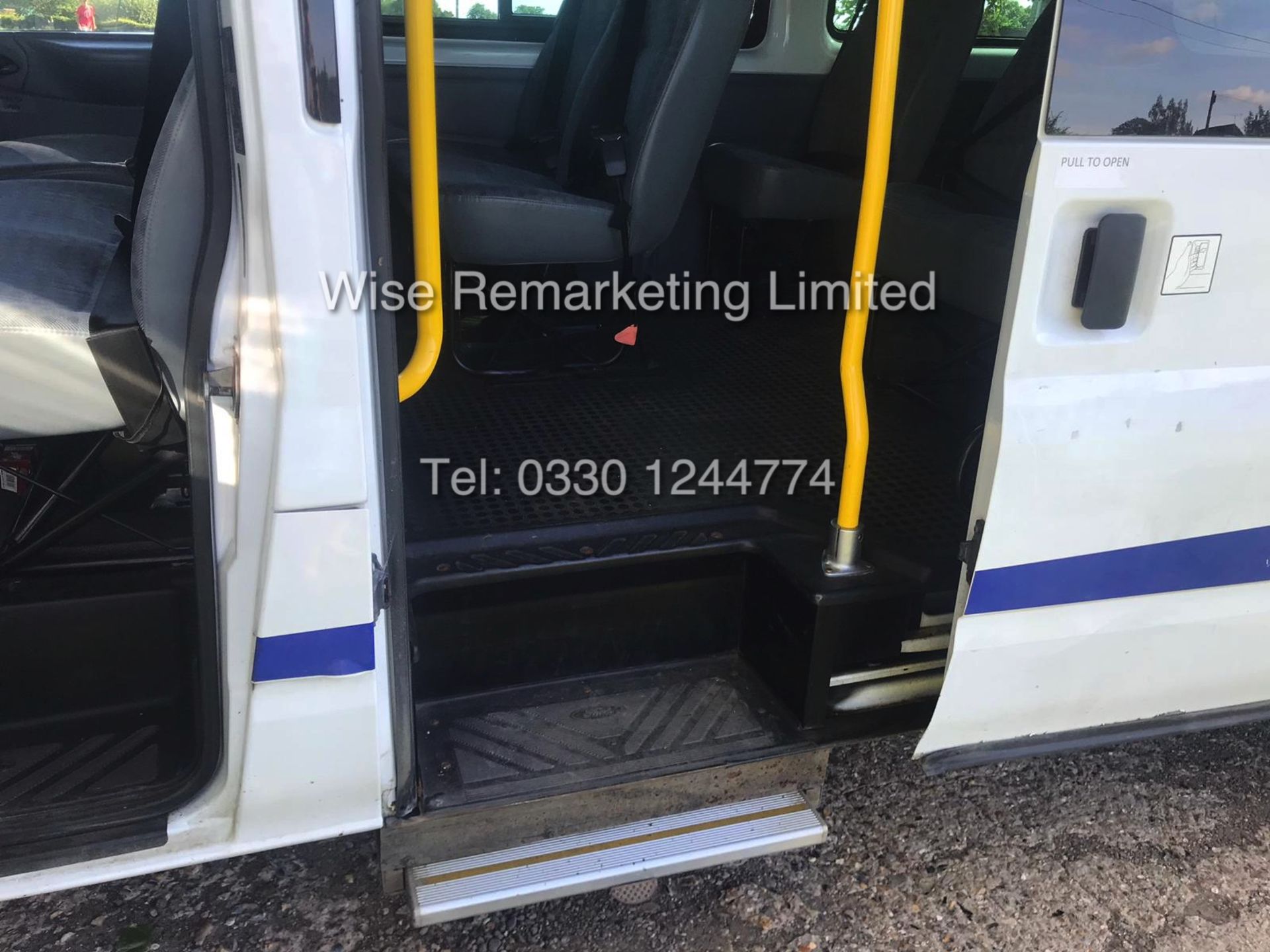 FORD TRANSIT 135 T430 RWD TWIN WHEEL MINI BUS **17 SEATER** - Image 13 of 24