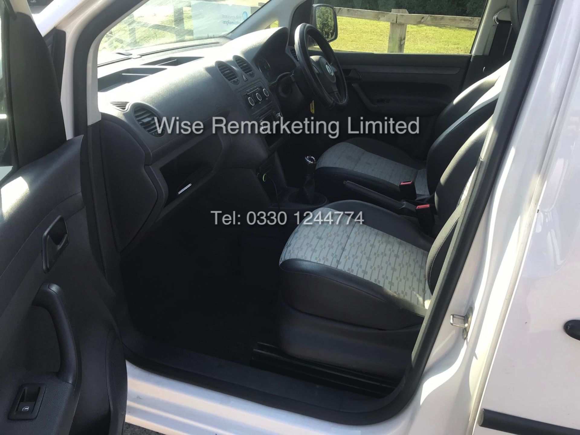 VOLKSWAGEN CADDY C20 STARTLINE 1.6 TDI (2014 MODEL) 1 KEEPER FROM NEW **AIR CON** - Image 7 of 13