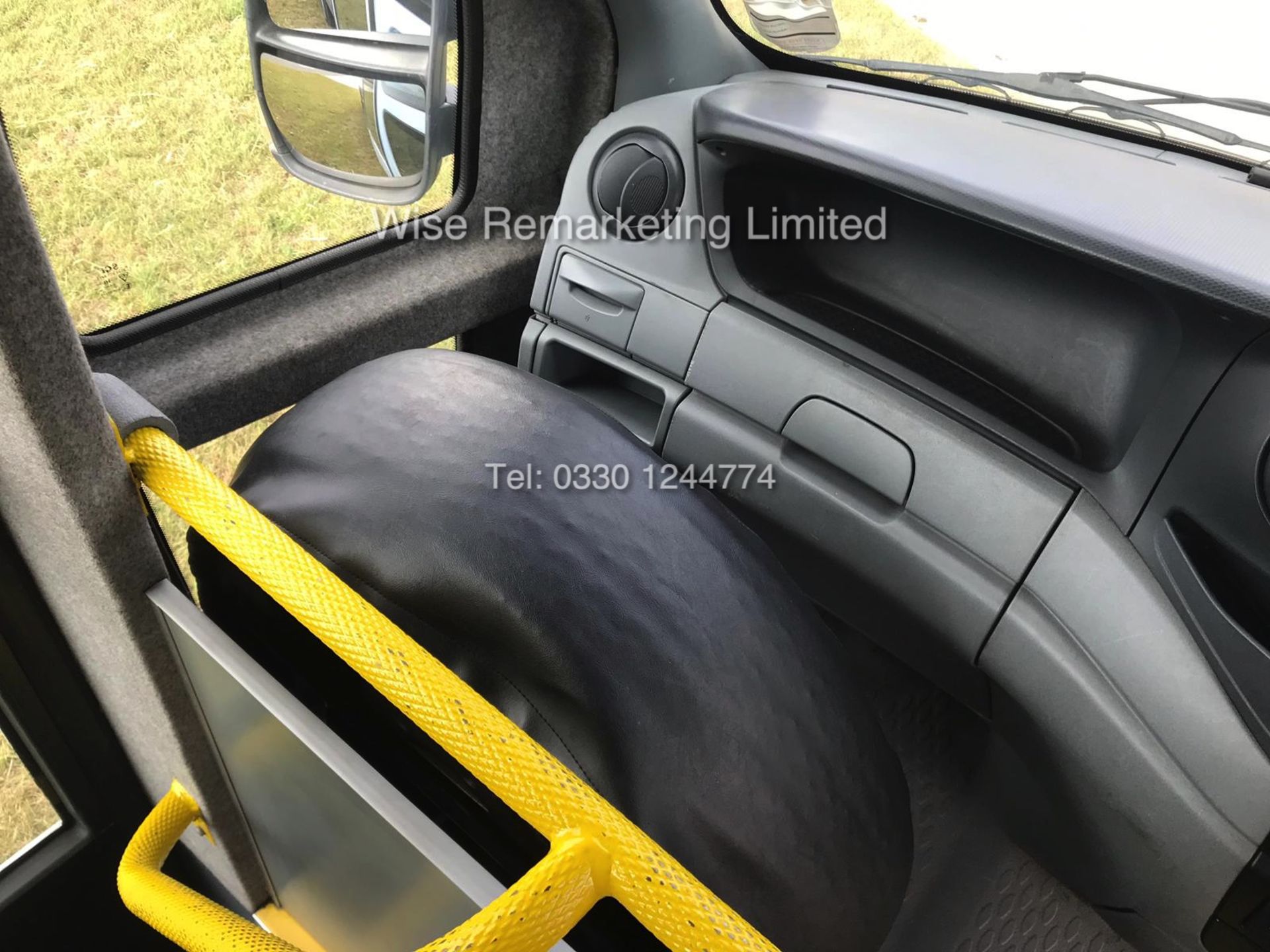 IVECO DAILY 50C15 3.0l 14 SEATER MINI BUS - 2006 56 REG - WHEEL CHAIR ACCESS - Image 8 of 14