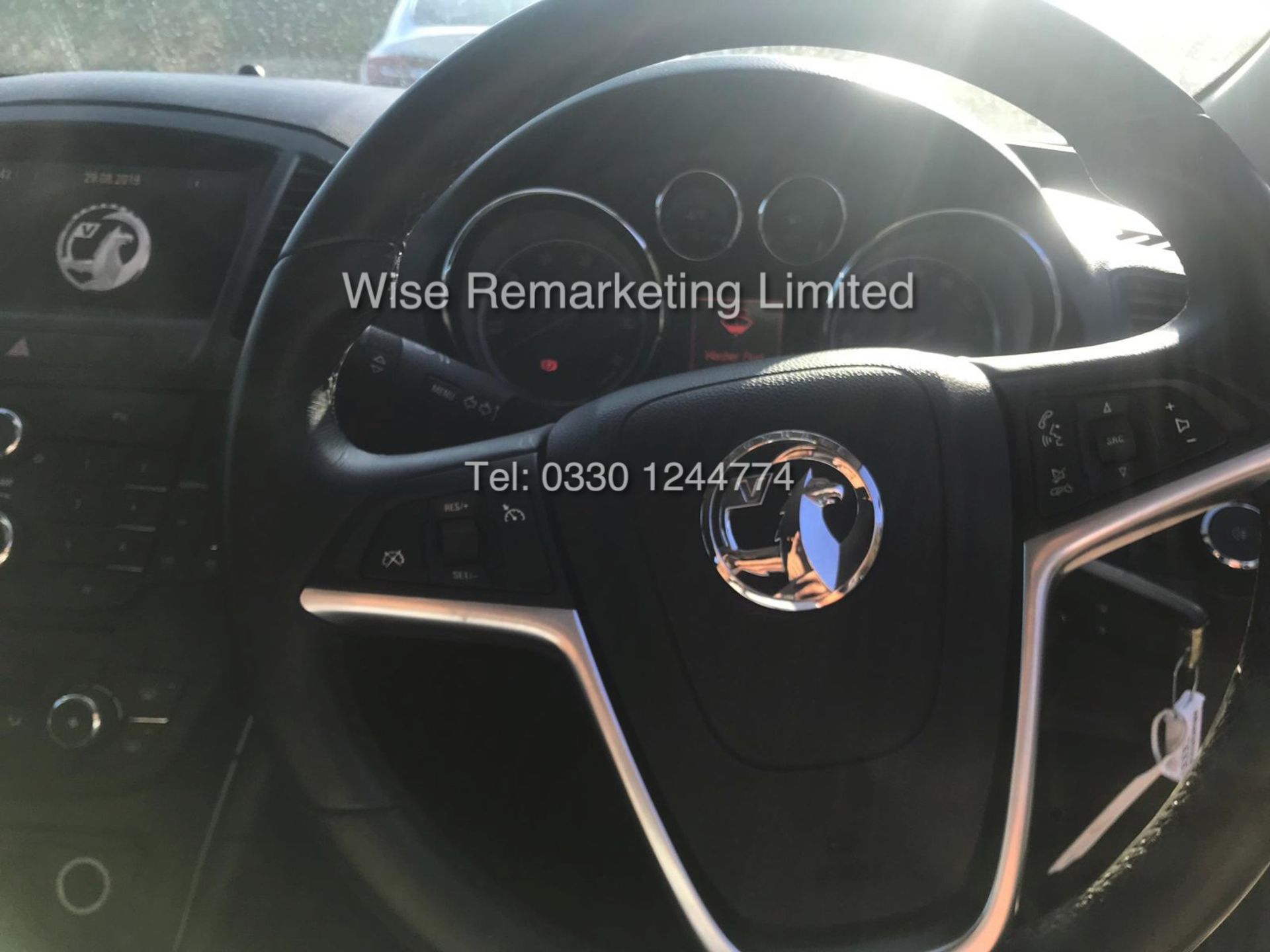 VAUXHALL INSIGNIA 2.0 CDTI ECOFLEX SE NAV (2013 MODEL) **SAT NAV** PARKING SENSORS - Image 11 of 17