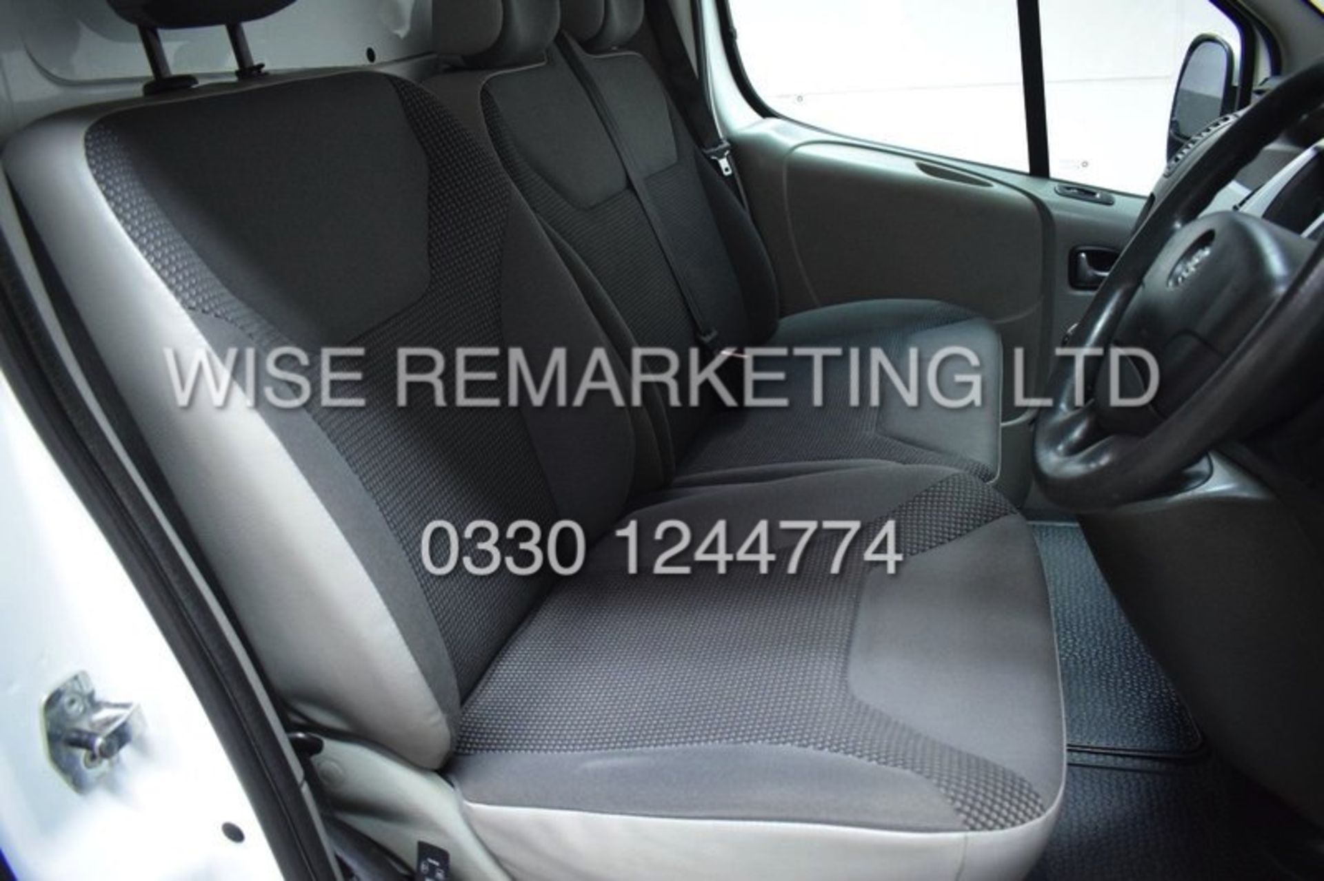 *Reserve Met* Vauxhall Vivaro *Sportive* SWB - Panel Van (64 Reg) '2.0 CDTI - 6 Speed' **Air Con** - Image 12 of 15