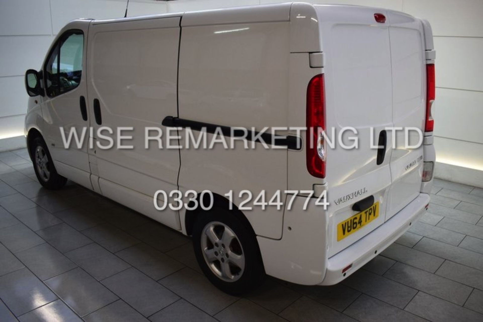 *Reserve Met* Vauxhall Vivaro *Sportive* SWB - Panel Van (64 Reg) '2.0 CDTI - 6 Speed' **Air Con** - Image 7 of 15