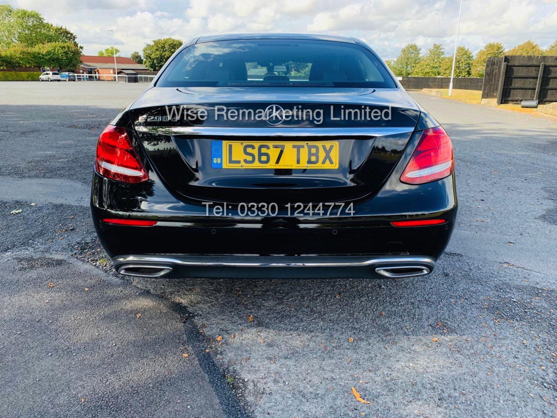 **RESERVE MET** MERCEDES E200d SPECIAL EQUIPMENT AUTO 9G-TRONIC (2018 MODEL) - 1 KEEPER FROM NEW - Image 9 of 30