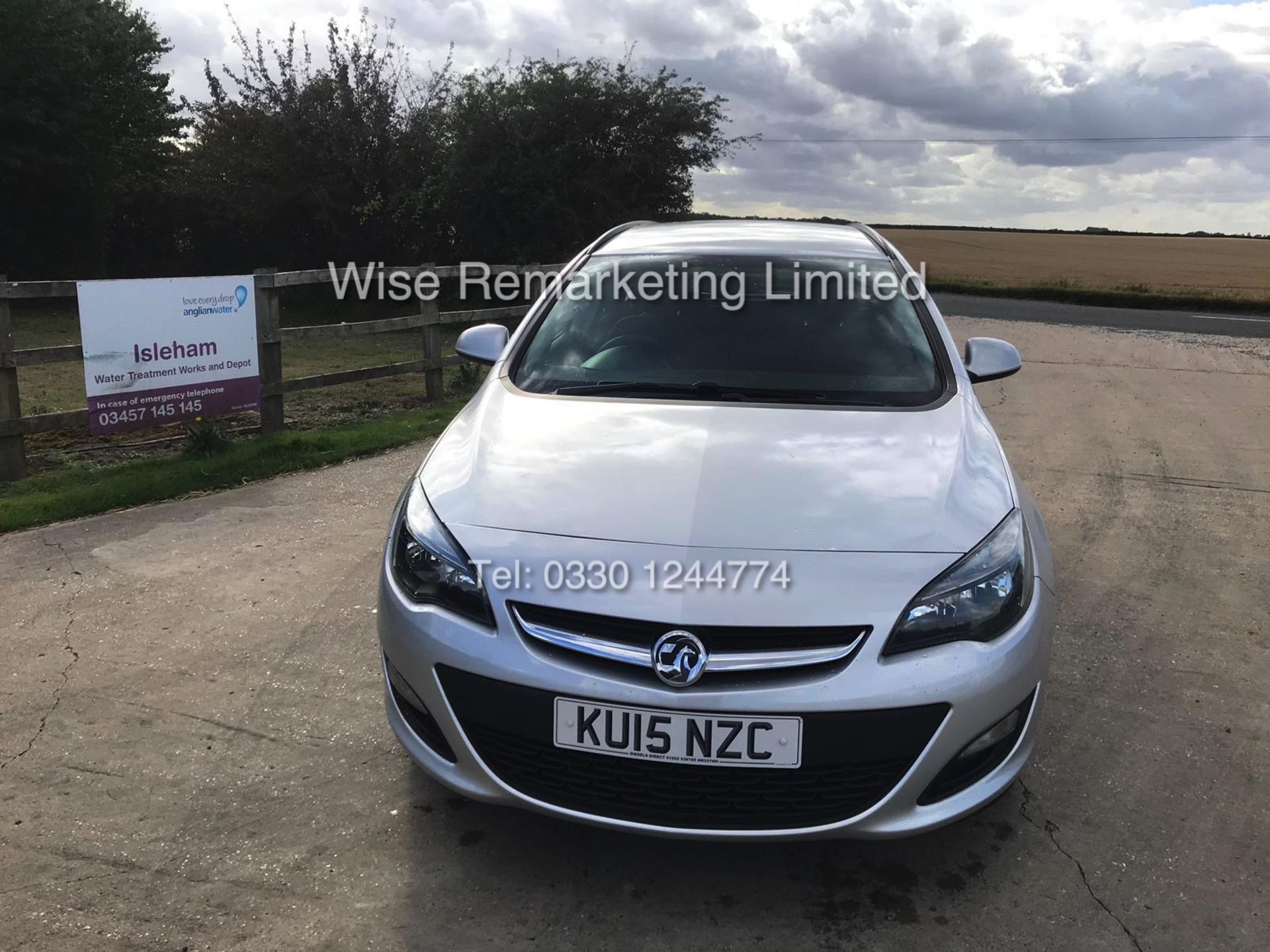 VAUXHALL ASTRA ESTATE 1.6 CDTi 16V ECOFLEX DESIGN - 2015 15 REG - FULL HISTORY - Image 6 of 19