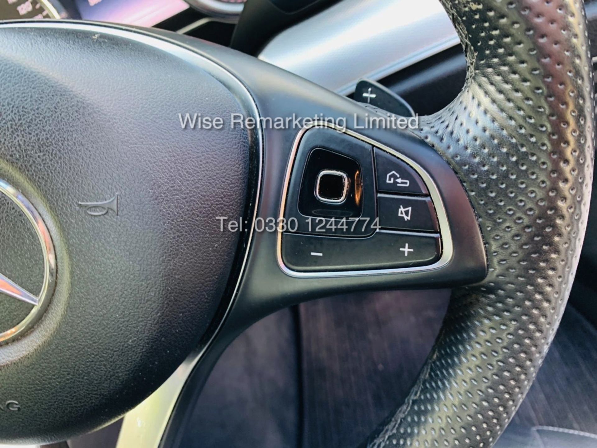 **RESERVE MET** MERCEDES E200d SPECIAL EQUIPMENT AUTO 9G-TRONIC (2018 MODEL) - 1 KEEPER FROM NEW - Image 24 of 30