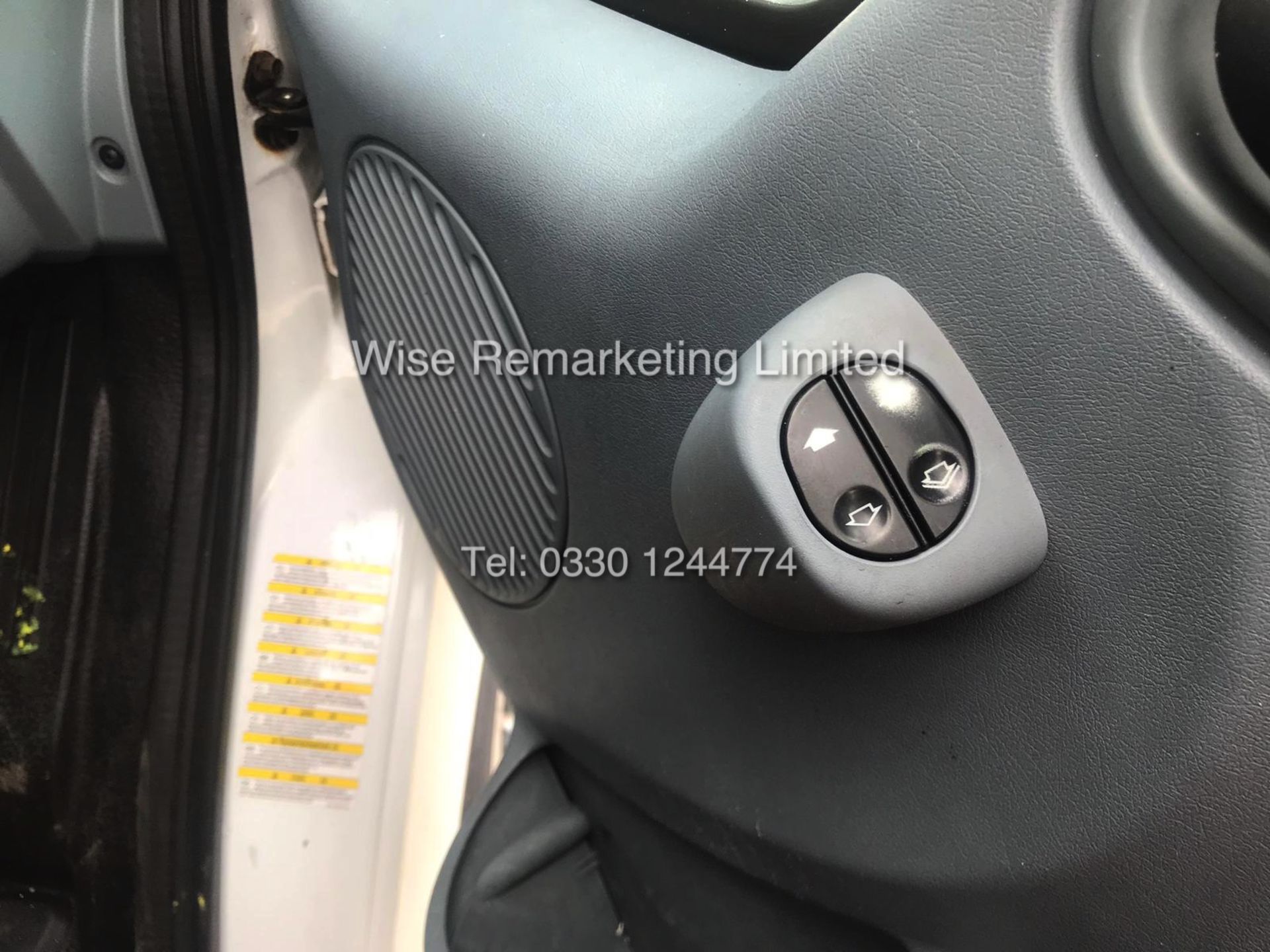 FORD TRANSIT 125 2.2l T350 EXTRA LONG JUMBO VAN (2013 MODEL) - Image 11 of 13