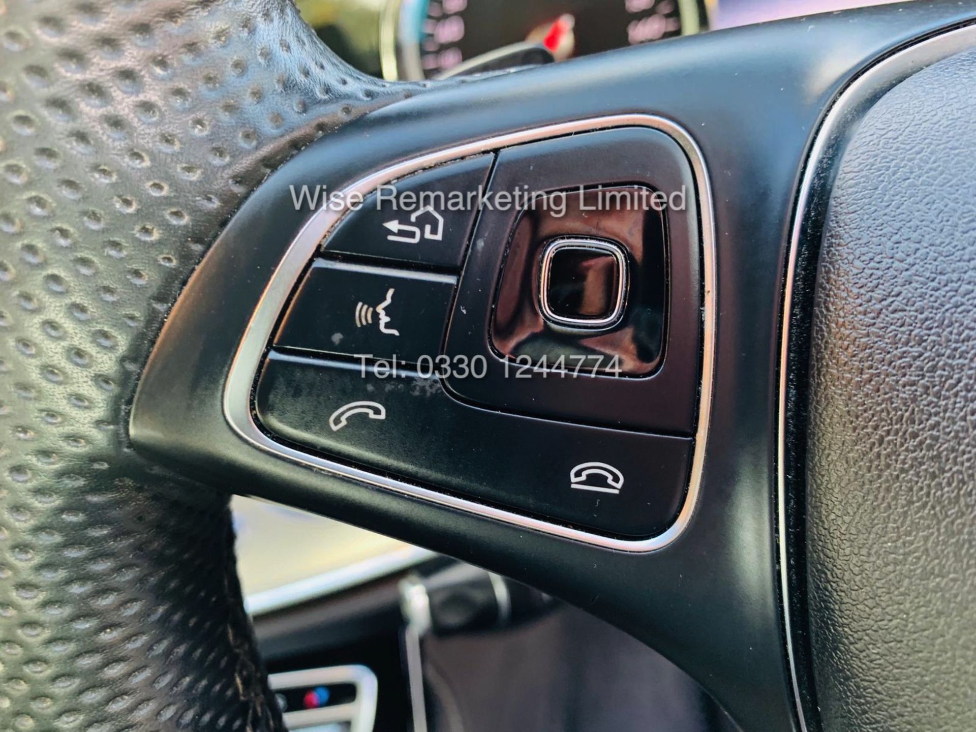 **RESERVE MET** MERCEDES E200d SPECIAL EQUIPMENT AUTO 9G-TRONIC (2018 MODEL) - 1 KEEPER FROM NEW - Image 18 of 30