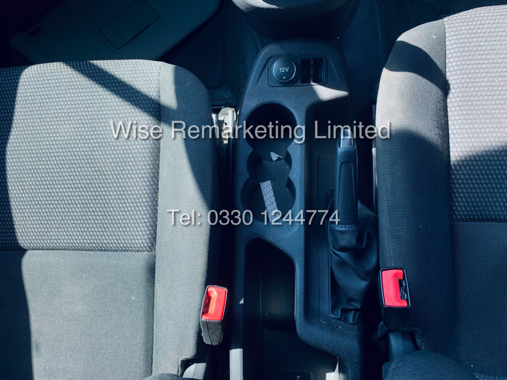 ***RESERVE MET*** FORD TRANSIT CONNECT 210 1.6 ECO-TECH LONG (2015 MODEL) - Image 9 of 16