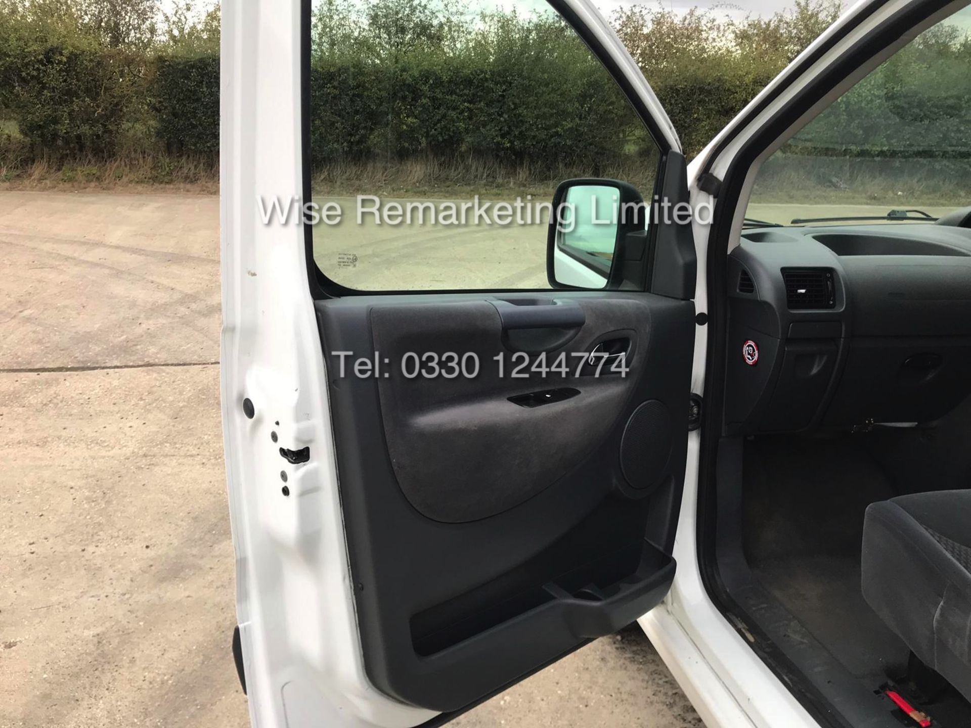 PEUGEOT EUROBUS S *MPV 8 SEATER* 2.0l (2013 - 13 REG) **AIR CON** - 1 OWNER FROM NEW - Image 9 of 19