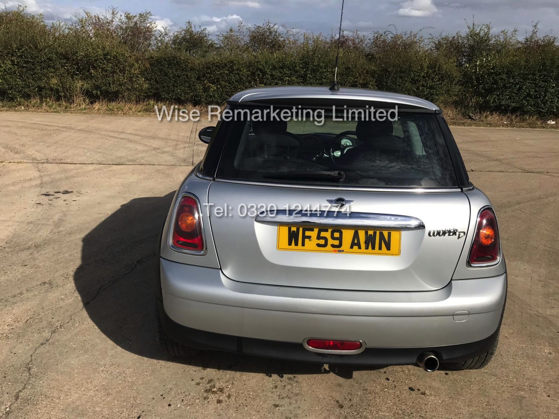 MINI COOPER D 1.6 SILVER - 2009 59 REG - 6 SPEED - Image 4 of 18