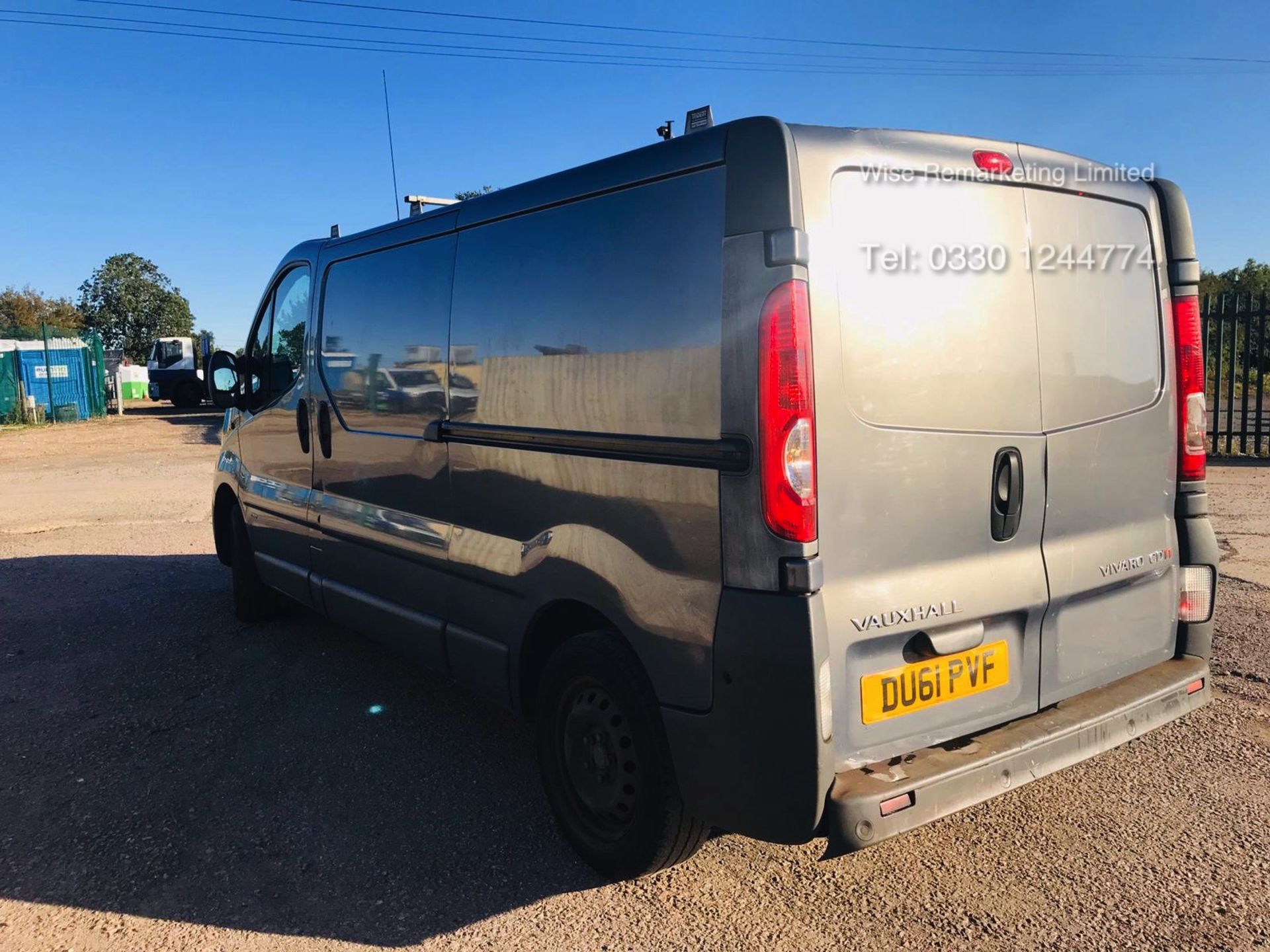 Vauxhall Vivaro 2900 2.0l Cdti LWB - 2012 Model - 6 Speed - Metallic Grey - Image 3 of 12