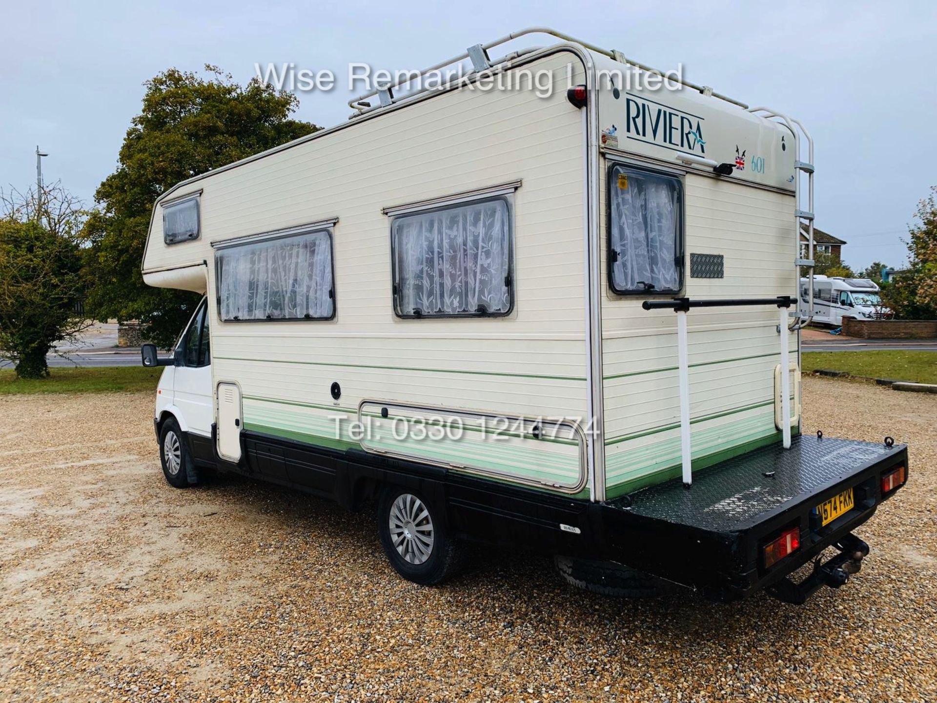 FORD TRANSIT RIVIERA 4/5 BERTH LUXURY MOTORHOME/CAMPER (1996) **LEFT HAND DRIVE** STUNNING ITEM - Image 3 of 35