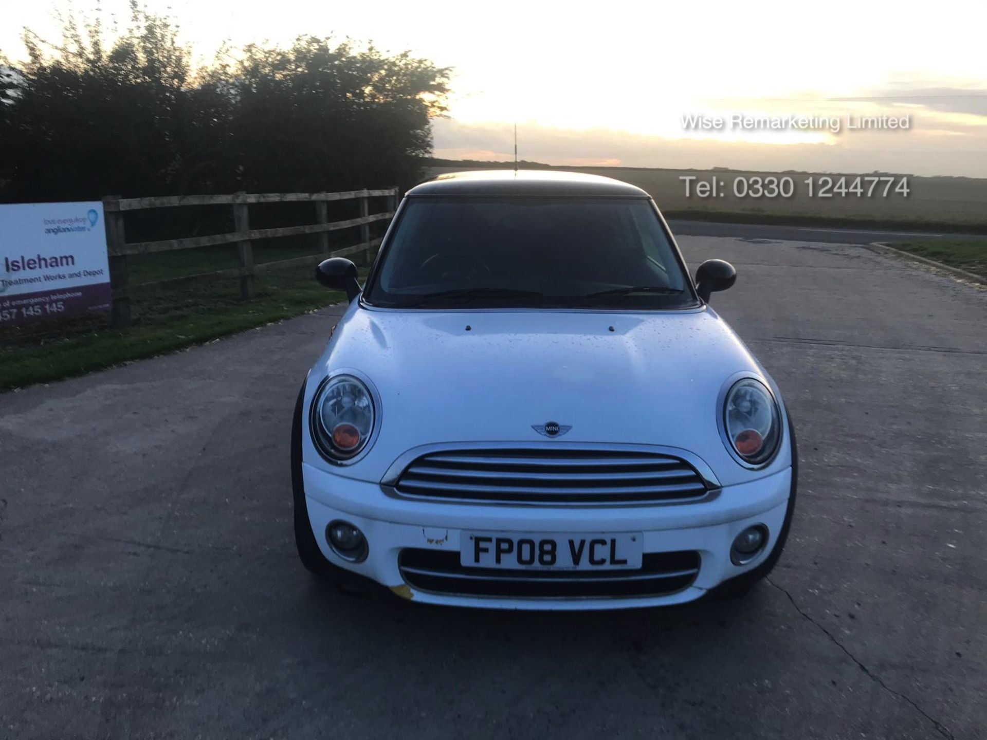 Mini Cooper Hatchback 1.6 D 3 Door - 2008 - 08 Reg - Service History - White - Image 3 of 12