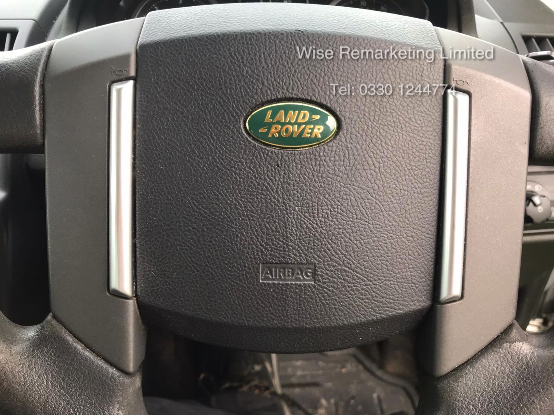 Land Rover Freelander 2.2 TD4 E - 2009 - Service History - 4x4 - Image 23 of 27