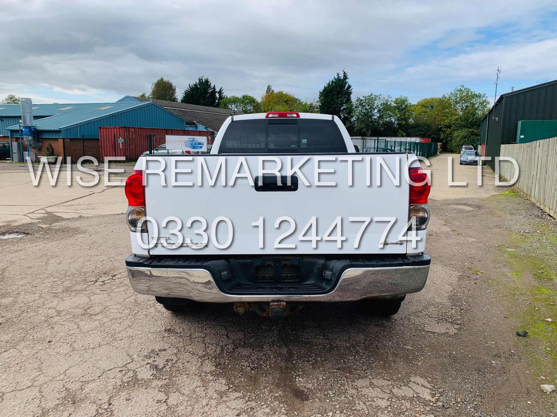 TOYOTA TUNDRA 5.7L V8 I-FORCE SR5 EDTION**2007**FRESH IMPORT**ULTRA RARE**DOUBLE-CAB*4X4*ULTRA RARE* - Image 16 of 53