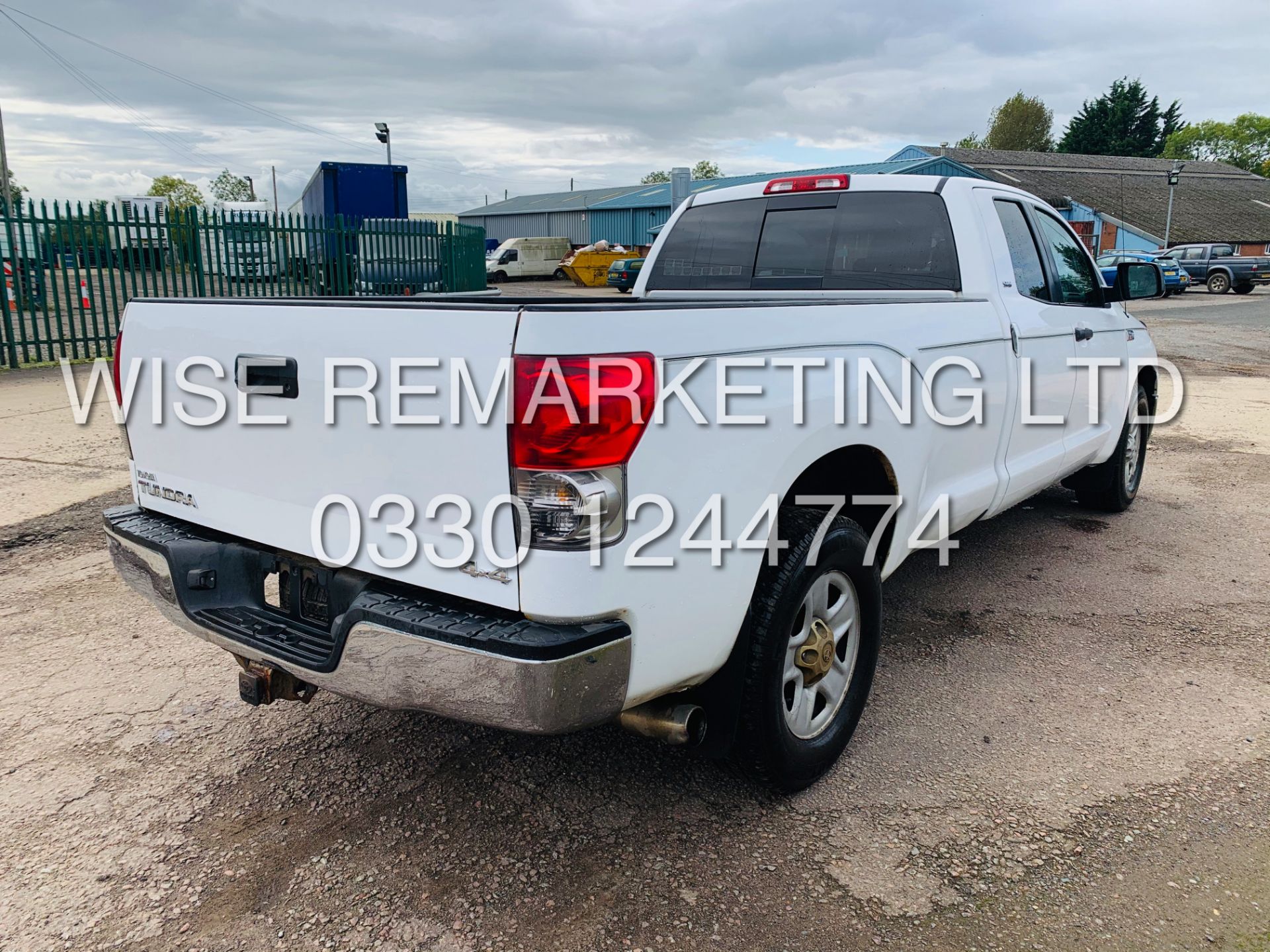 TOYOTA TUNDRA 5.7L V8 I-FORCE SR5 EDTION**2007**FRESH IMPORT**ULTRA RARE**DOUBLE-CAB*4X4*ULTRA RARE* - Image 15 of 53